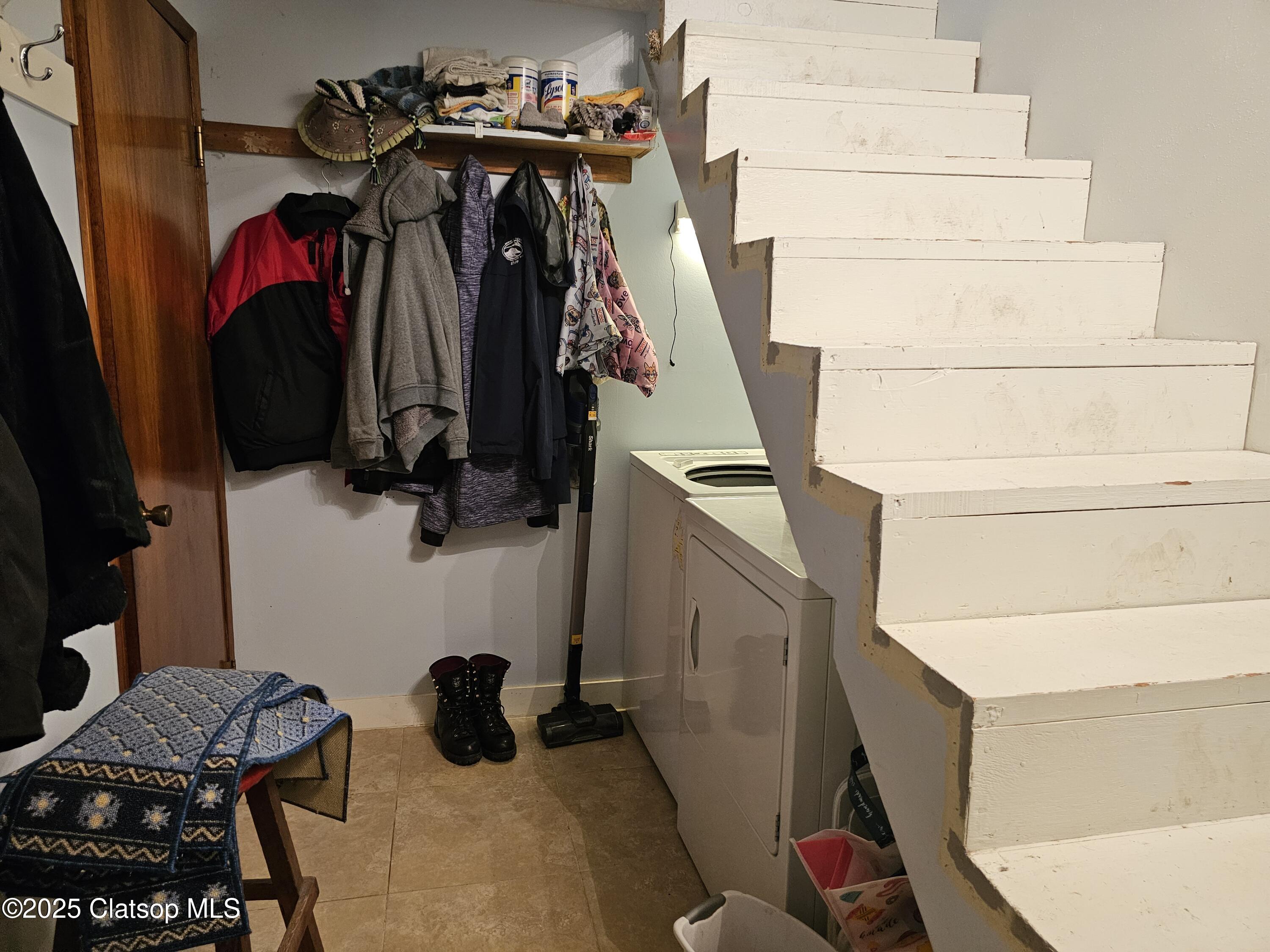 472 7th Avenue Property Photo 26