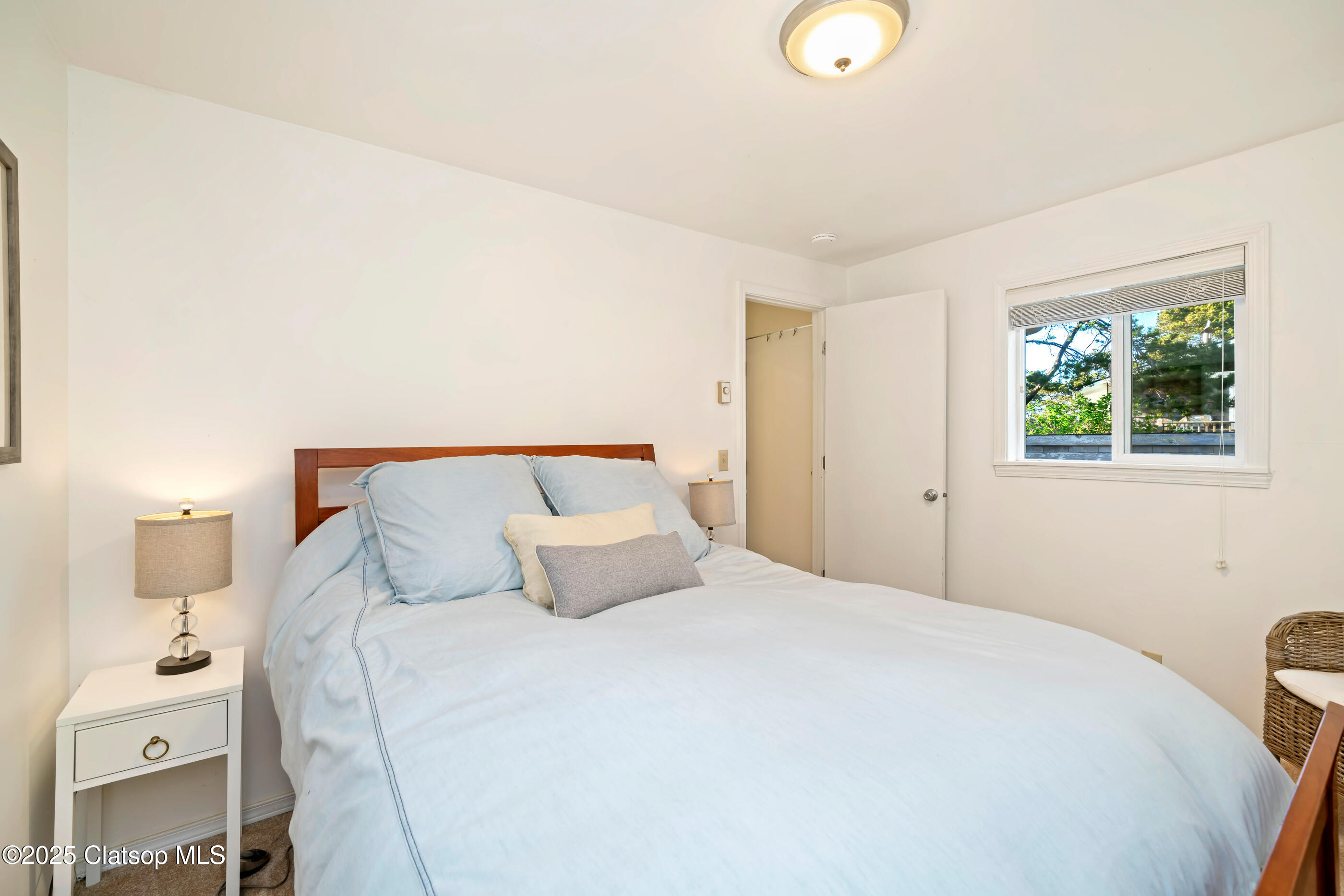 116 W Watts Way Property Photo 42