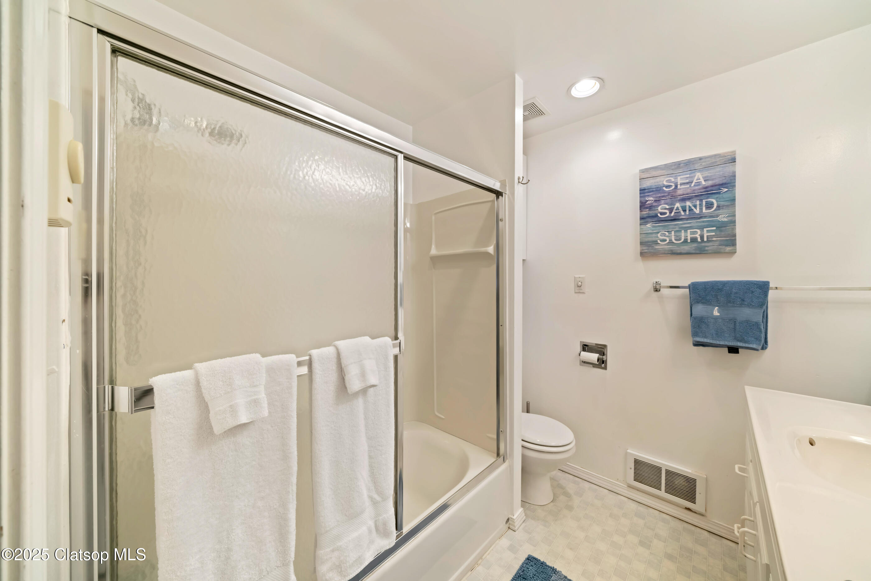 116 W Watts Way Property Photo 44