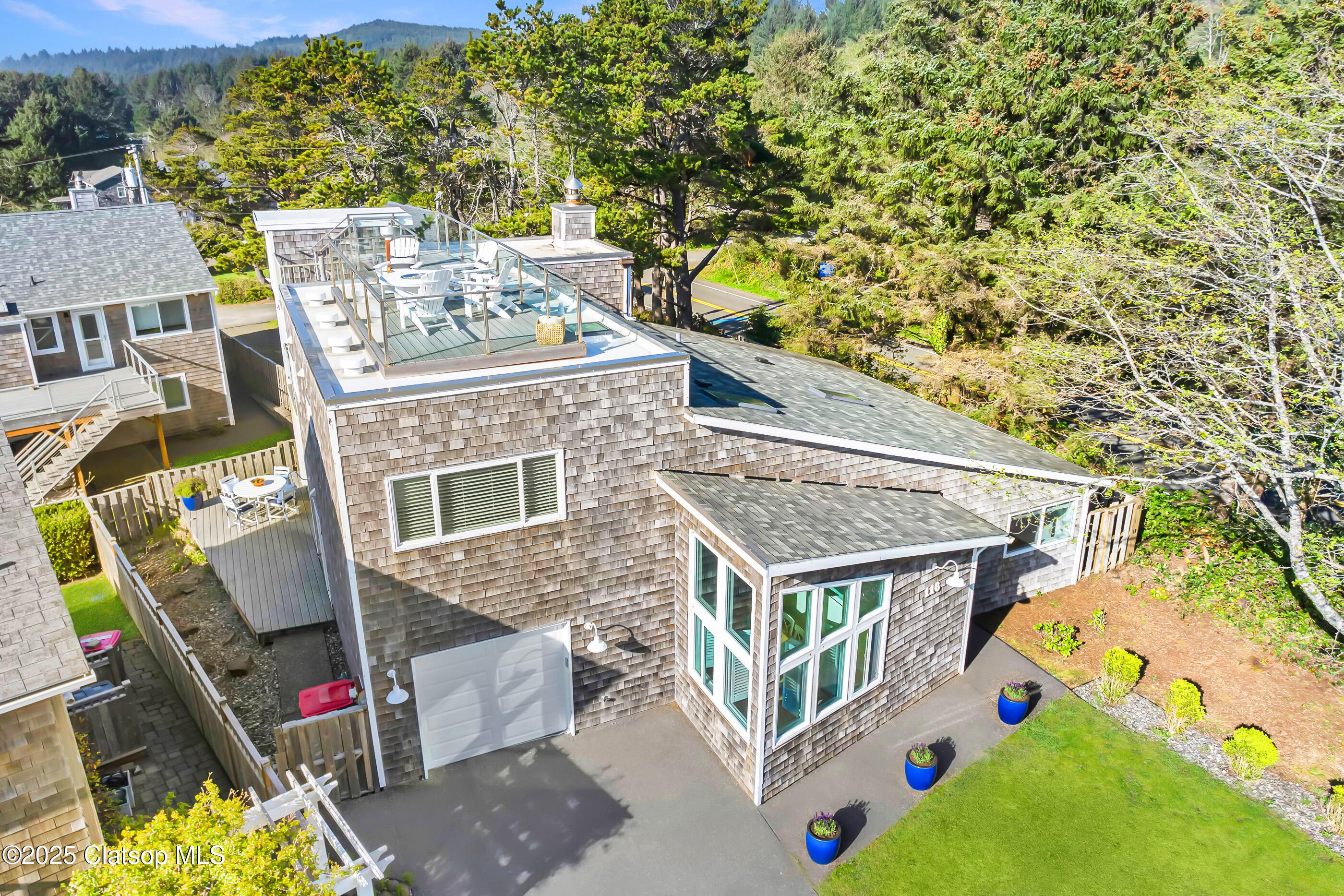 116 W Watts Way Property Photo 53