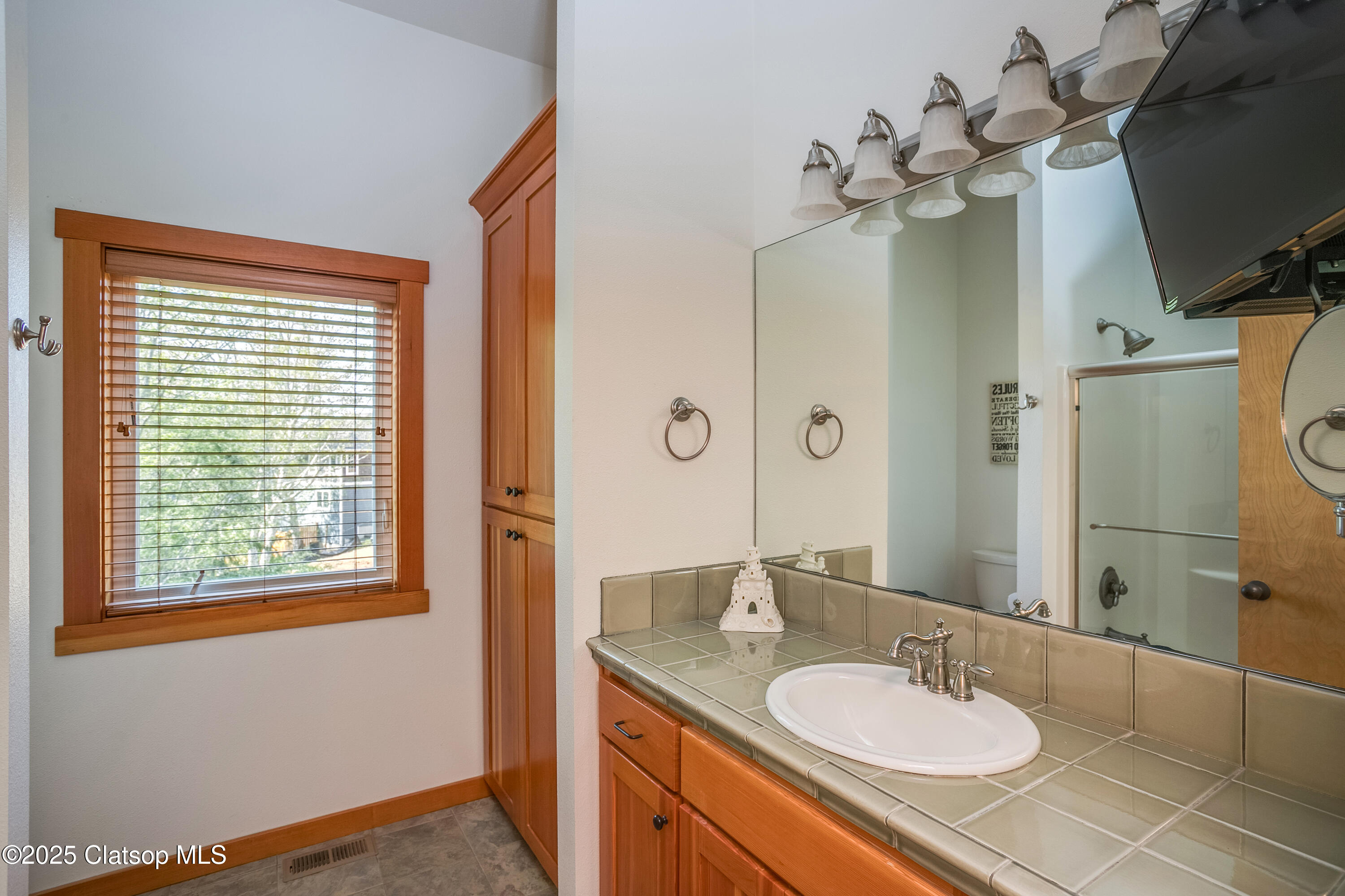 2165 Skyline Drive Property Photo 23