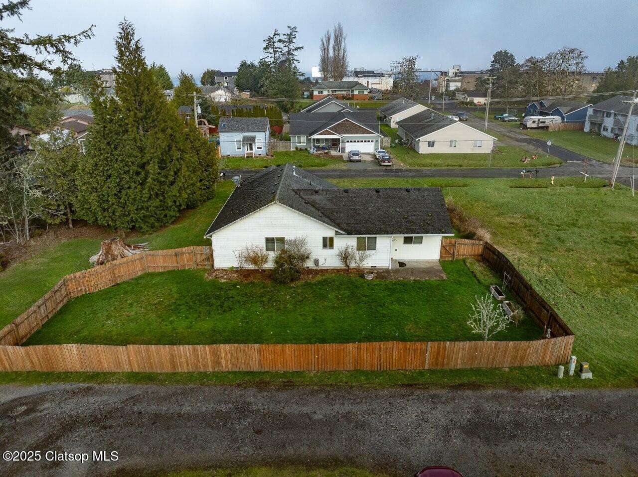618 7th Avenue Property Photo 7