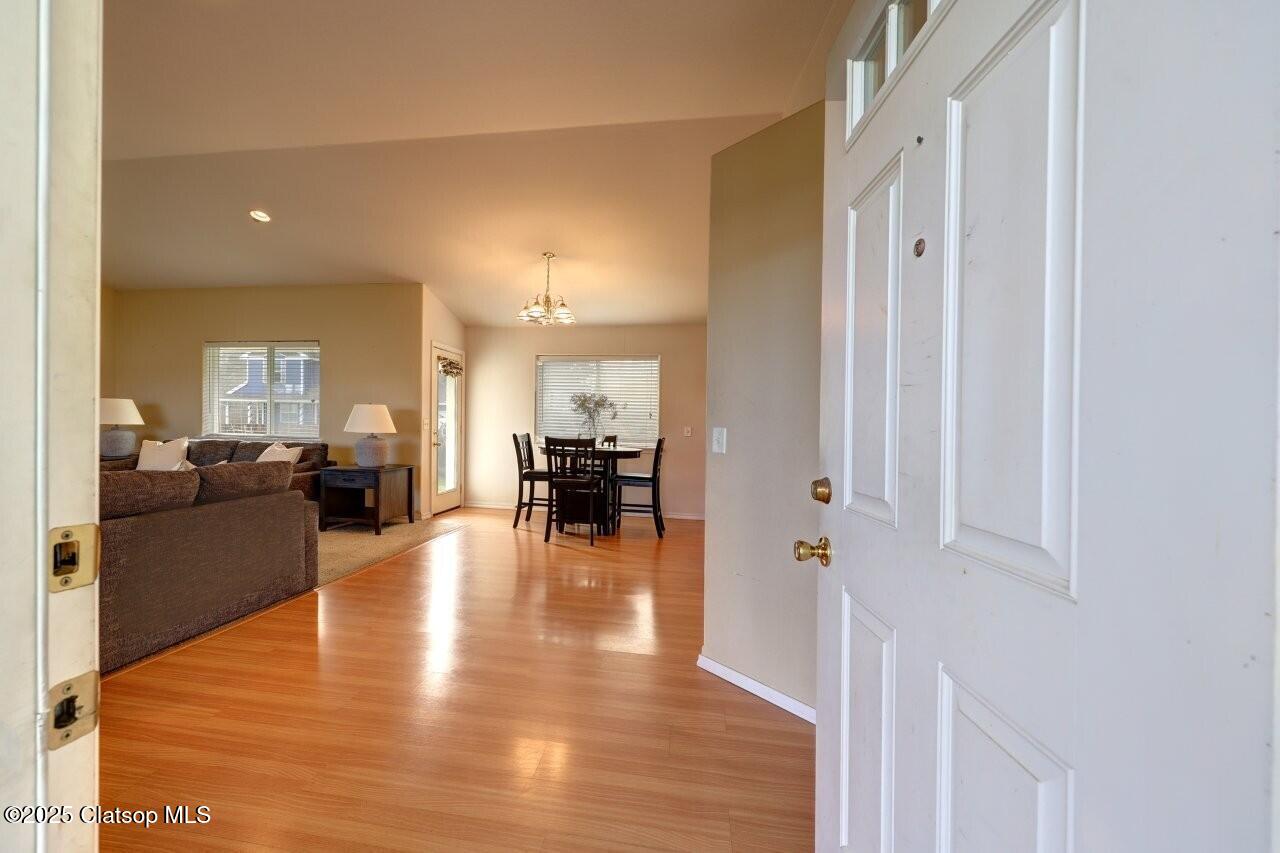 618 7th Avenue Property Photo 10