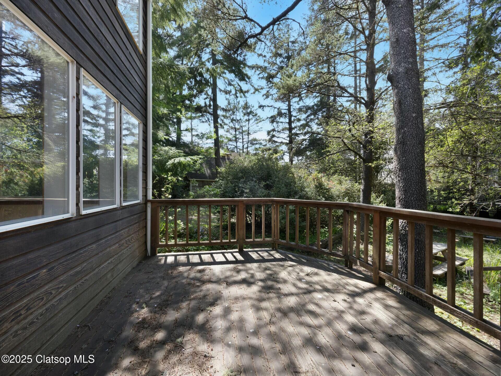 511 1st Street Property Photo 17