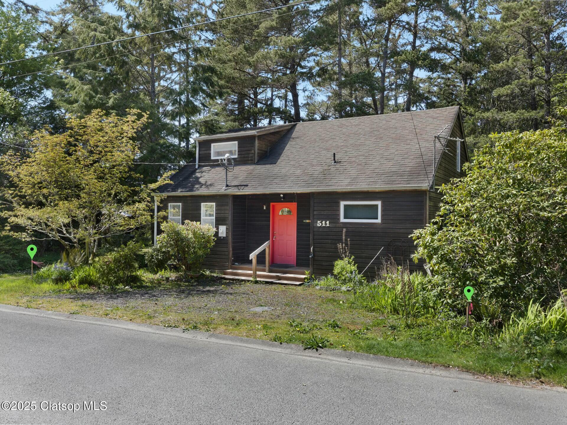 511 1st Street Property Photo 18