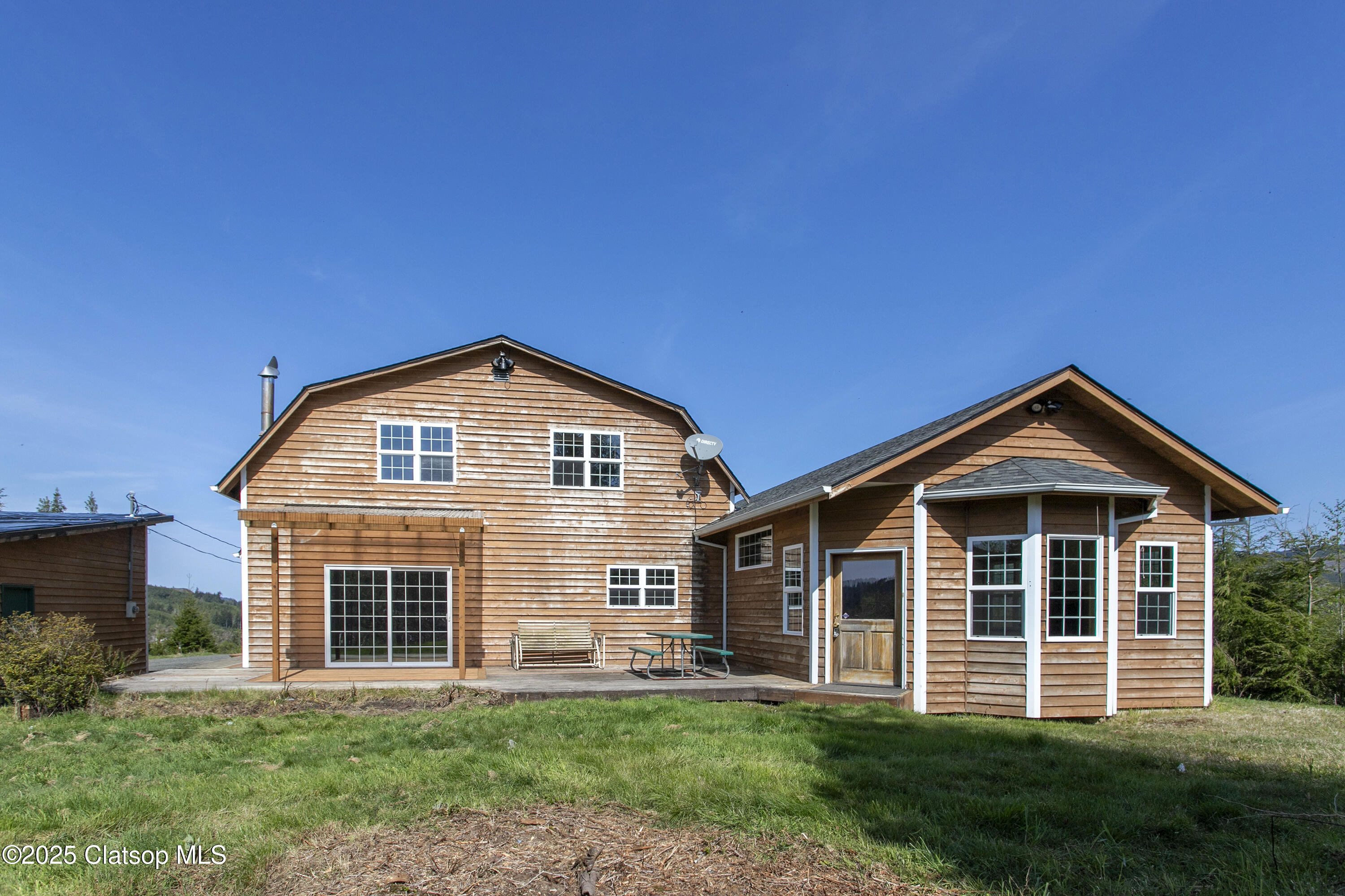 37555 Hauger Mtn Lane Property Photo 3