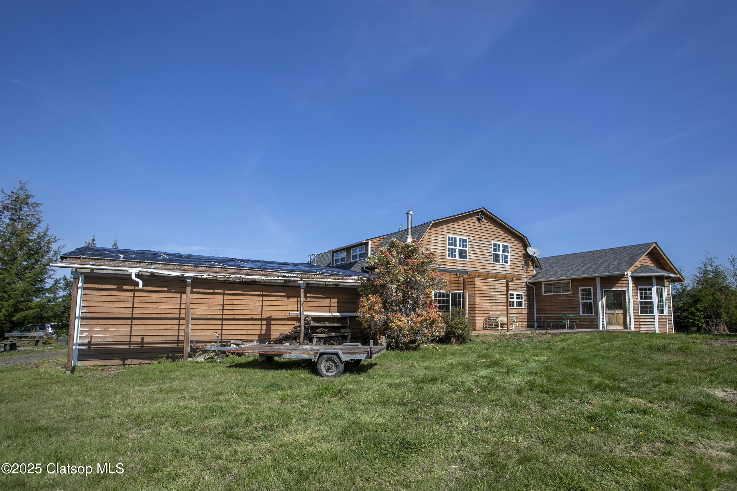 37555 Hauger Mtn Lane Property Photo 4
