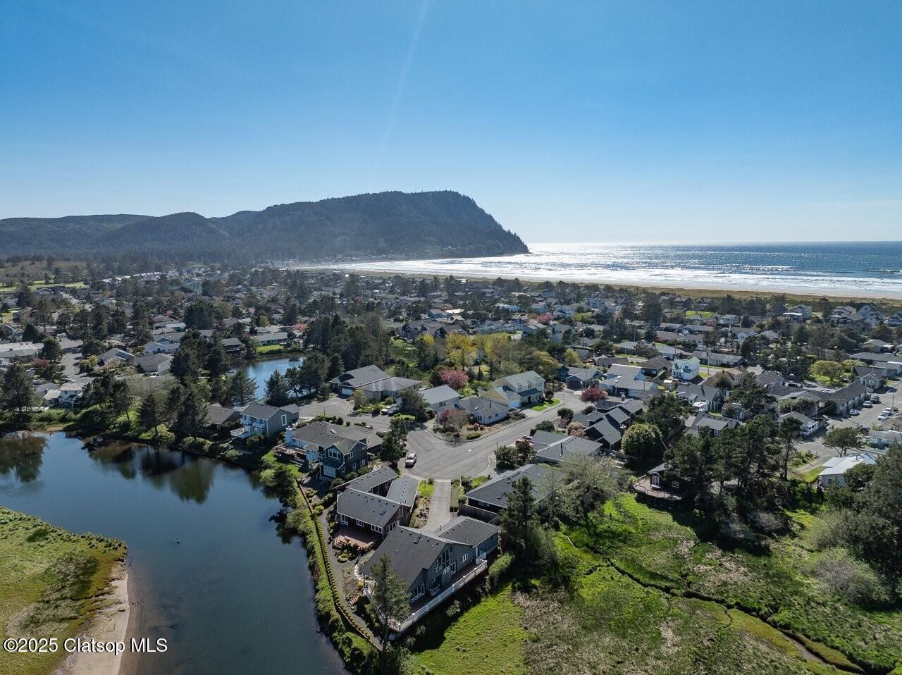 500 Farrell Court Property Photo 6