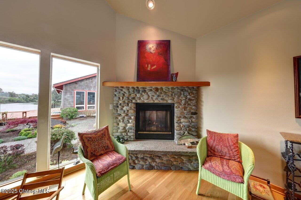 500 Farrell Court Property Photo 9