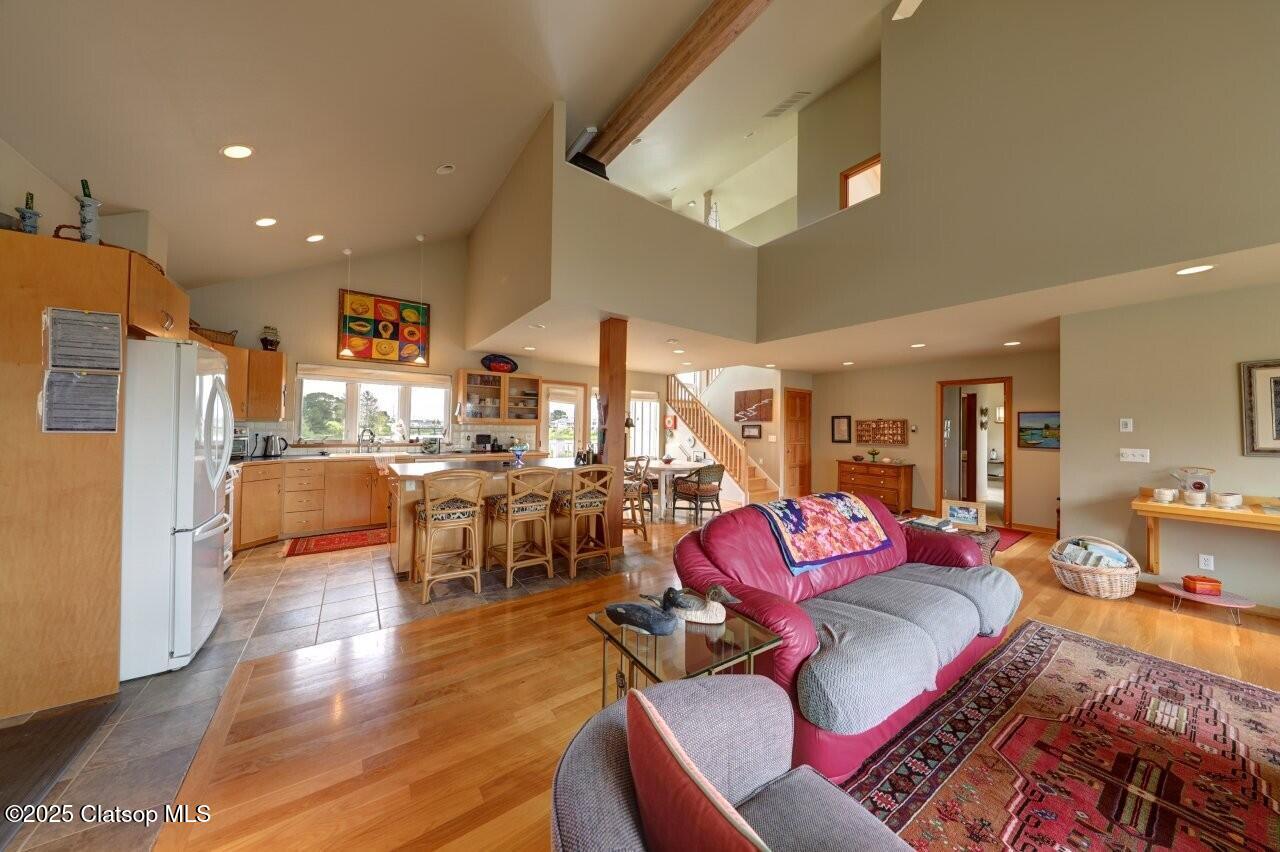 500 Farrell Court Property Photo 10