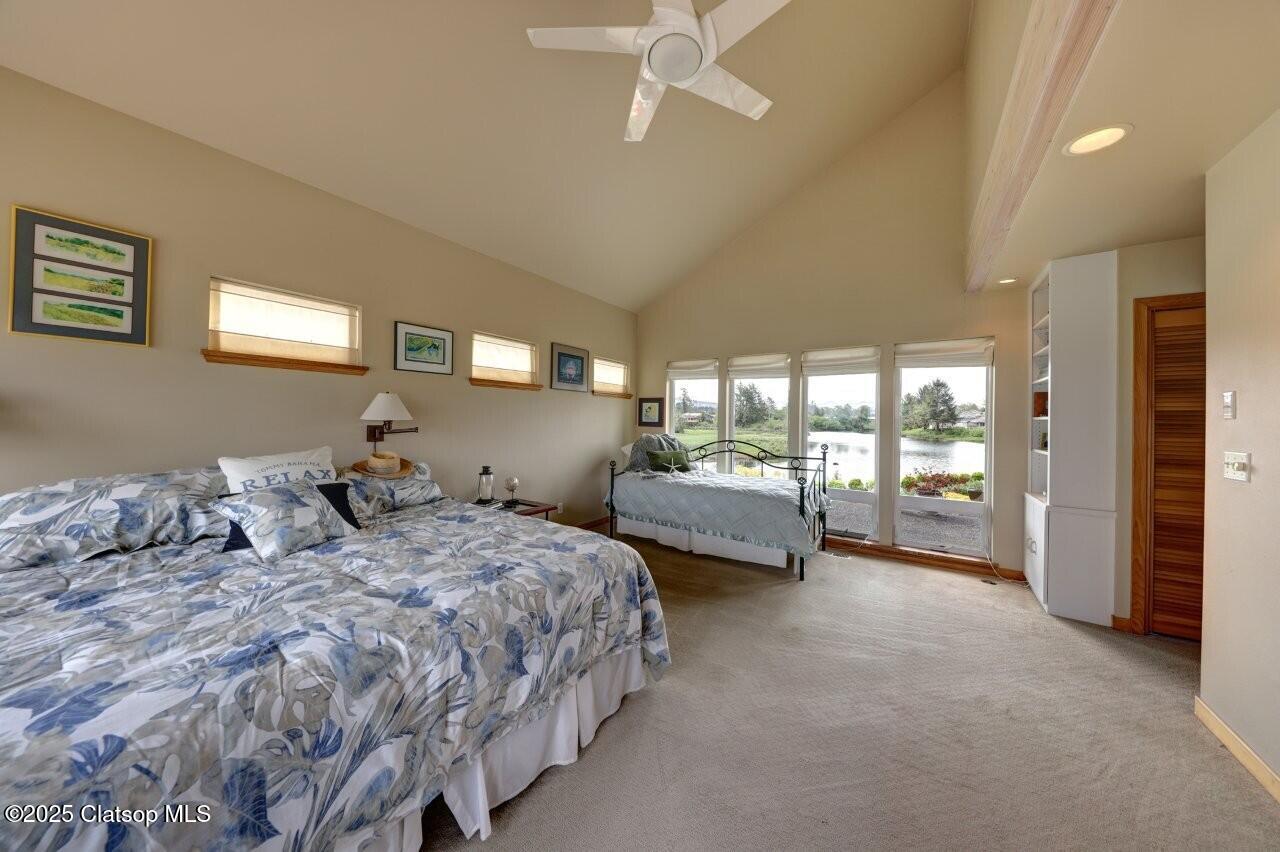 500 Farrell Court Property Photo 19