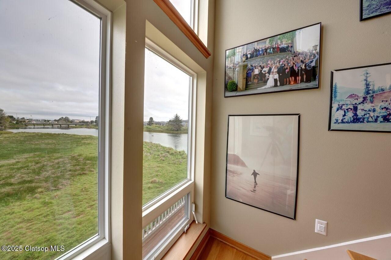 500 Farrell Court Property Photo 21