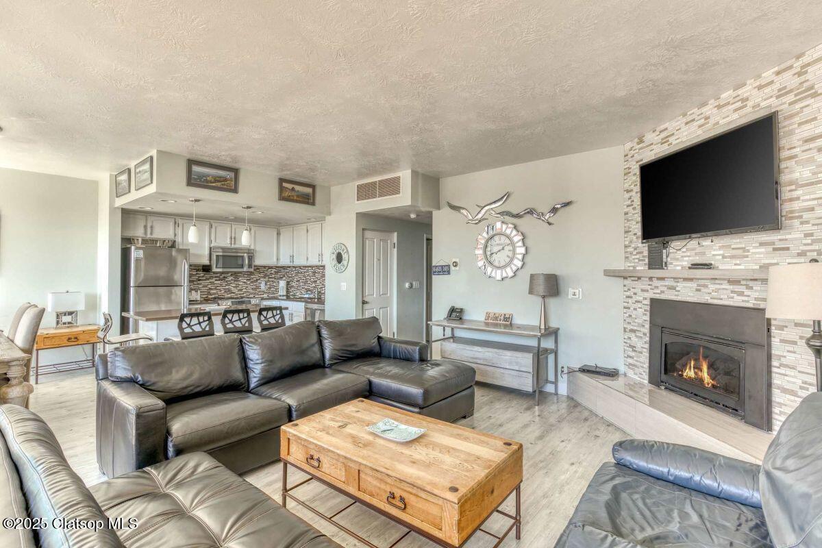 475 S Prom Property Photo 4