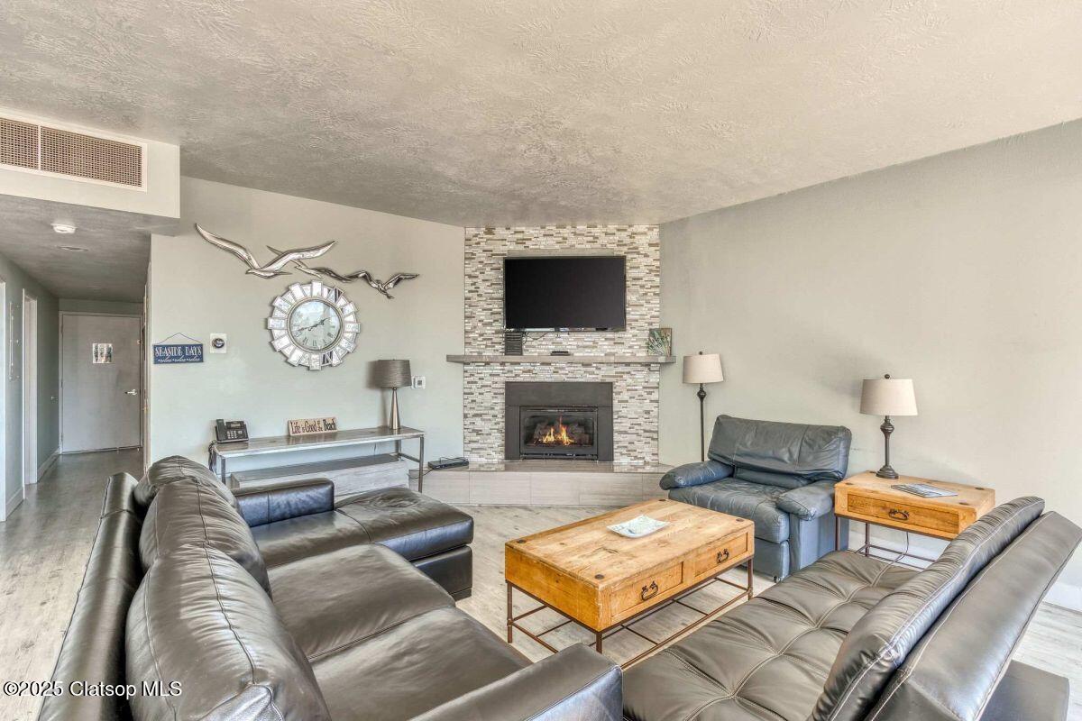 475 S Prom Property Photo 5