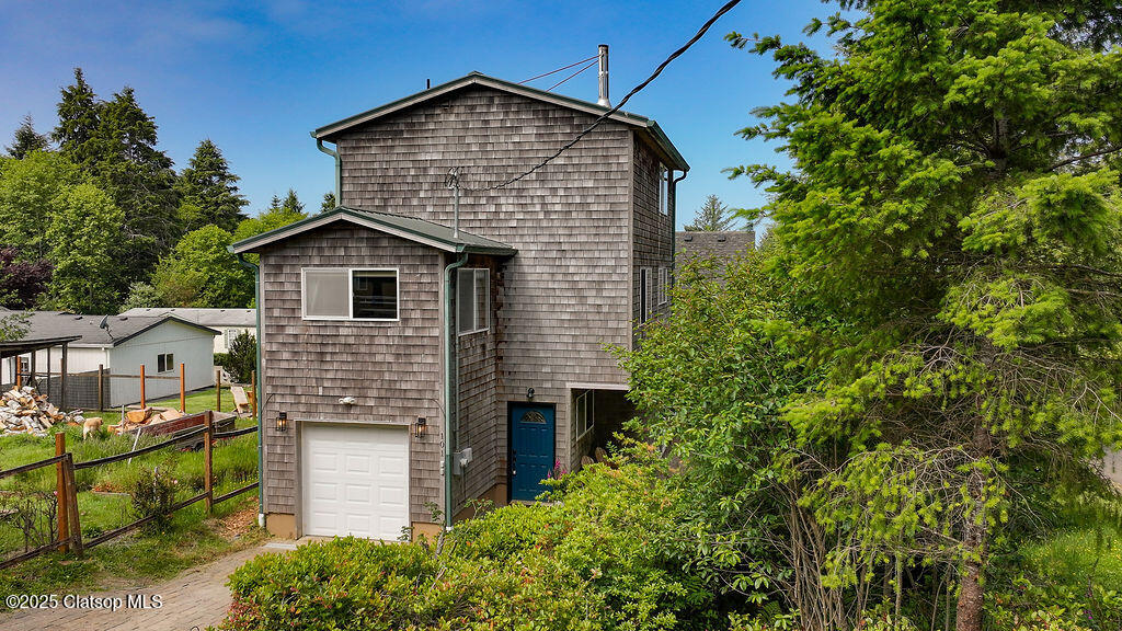 101 S Quadrant Street Property Photo 1