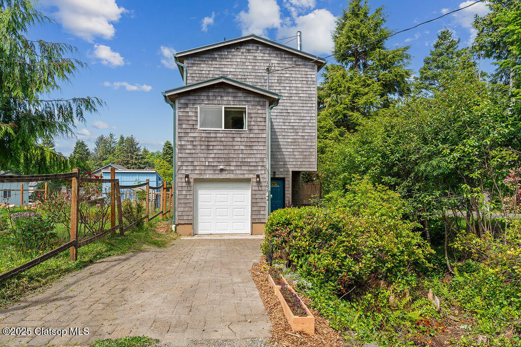 101 S Quadrant Street Property Photo 4