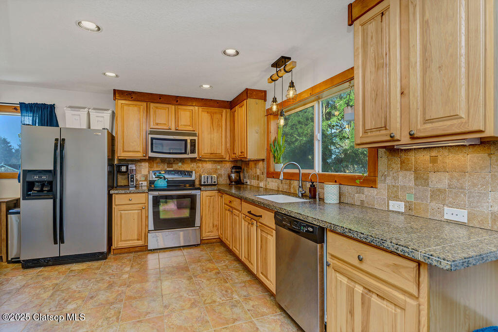 101 S Quadrant Street Property Photo 6