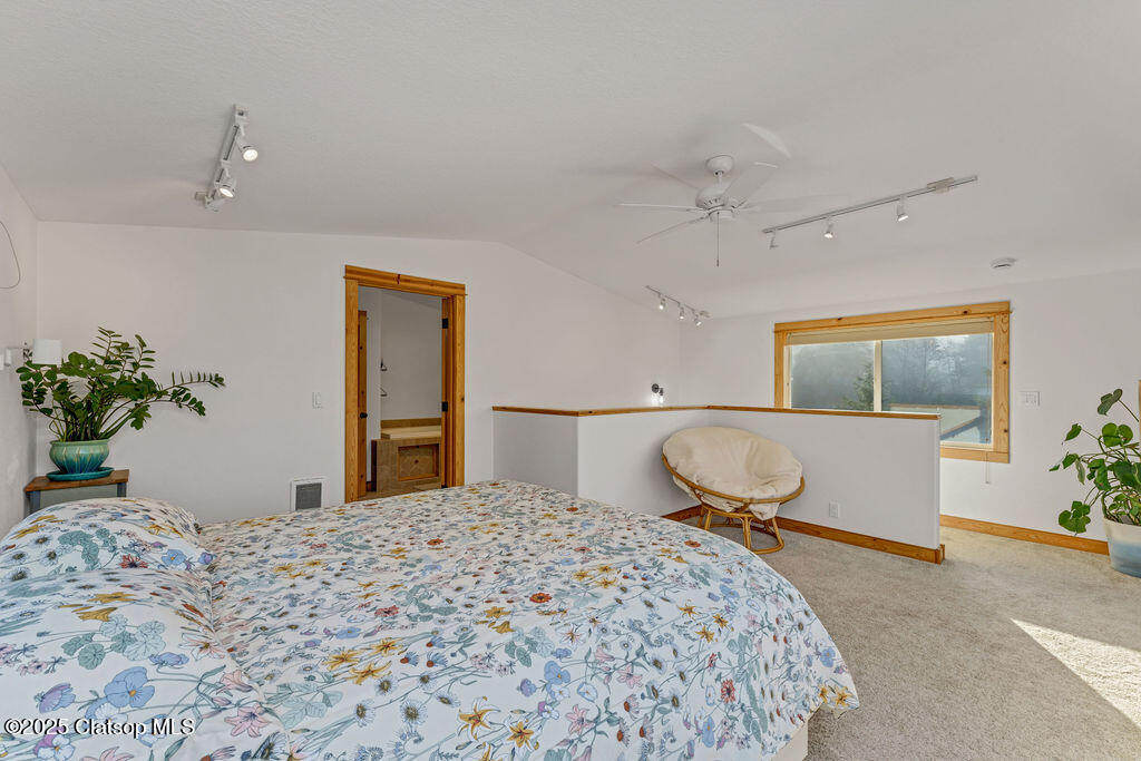 101 S Quadrant Street Property Photo 10