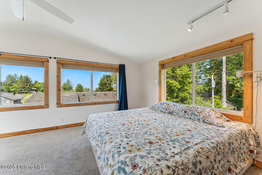 101 S Quadrant Street Property Photo 10
