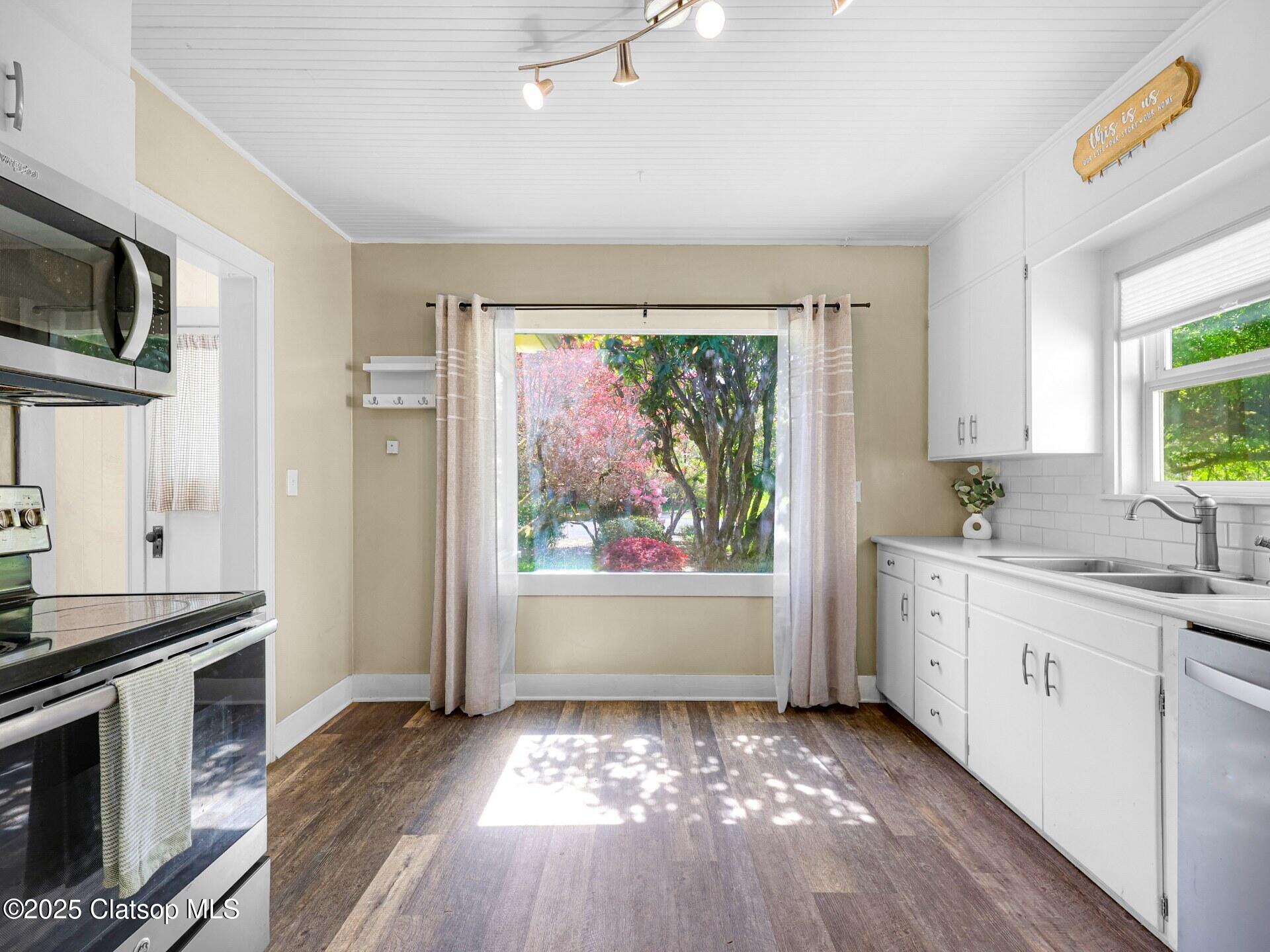 92938 Maritime Road Property Photo 10