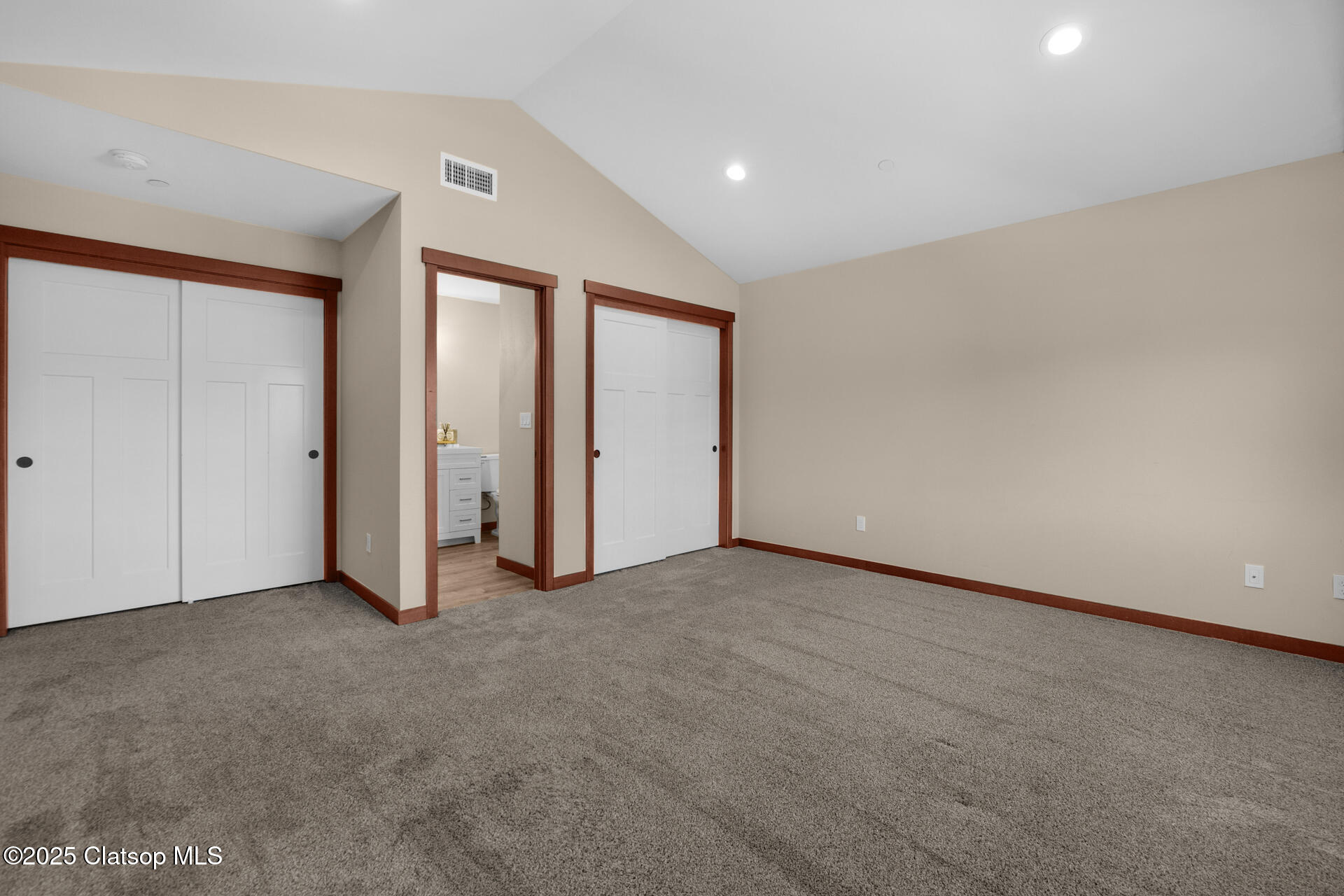 1586 Se Honeysuckle Loop Property Photo 14