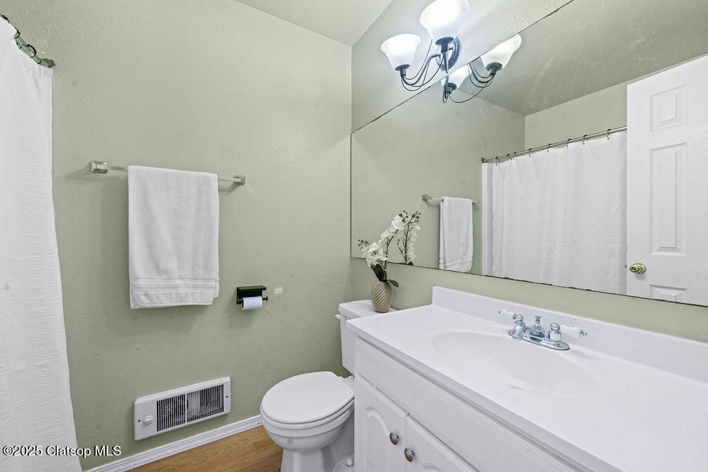 4841 Cedar Street Property Photo 24
