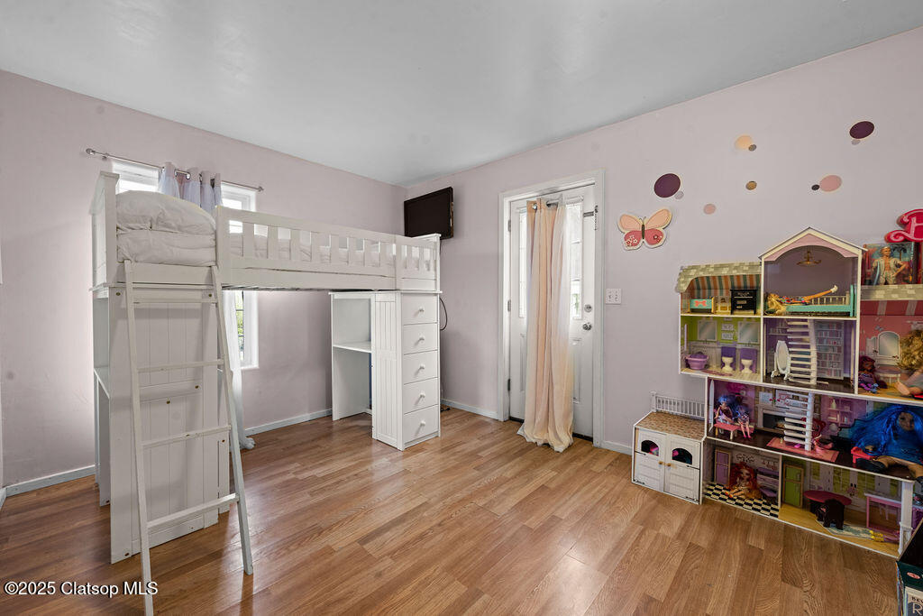 4841 Cedar Street Property Photo 25