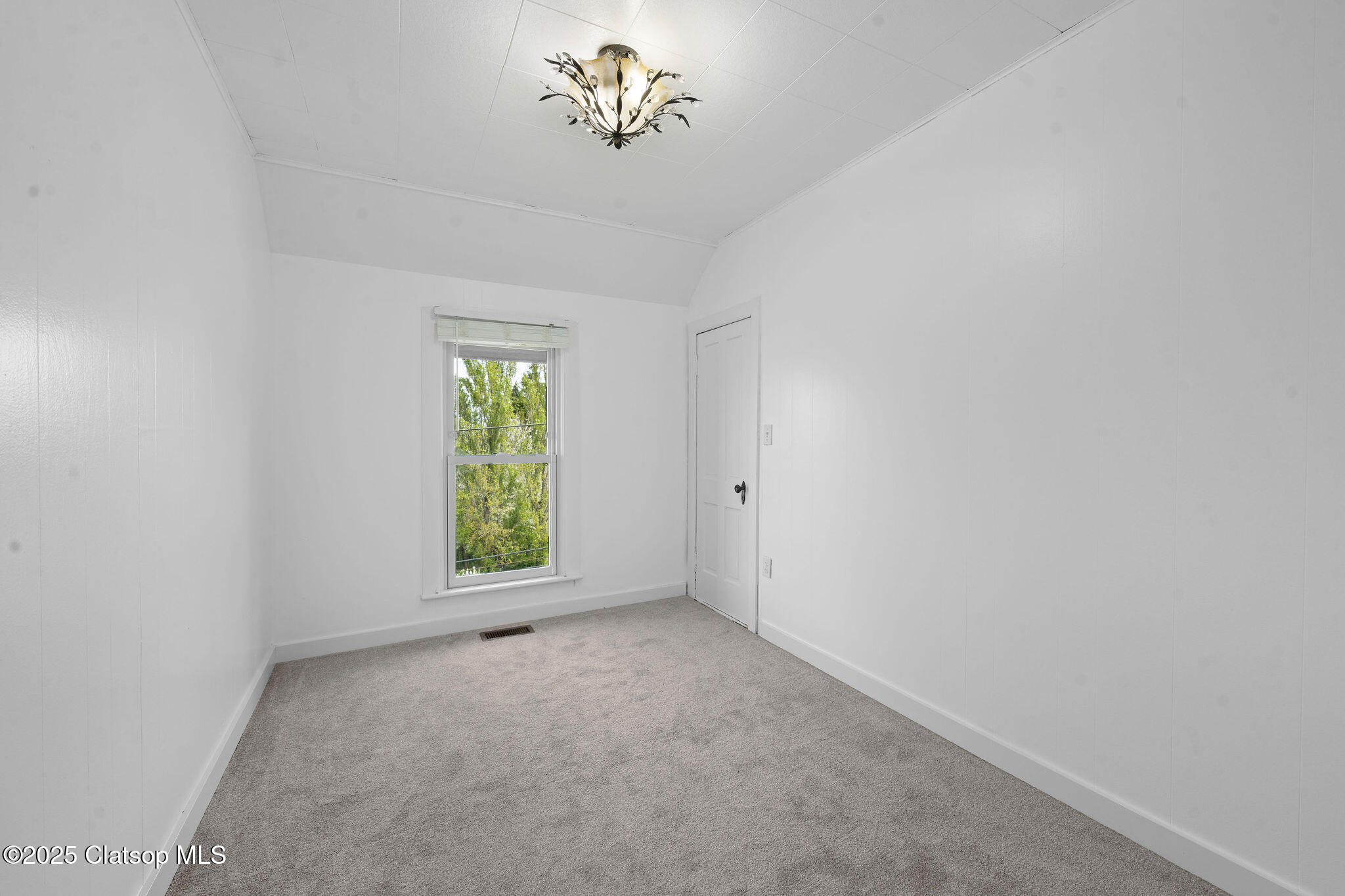 622 46th Street Property Photo 17