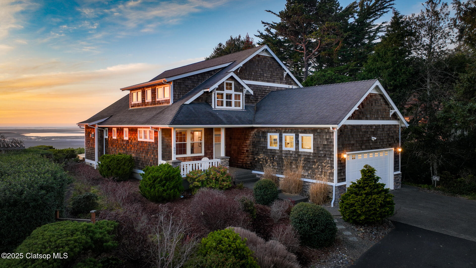 600 Indian Way Property Photo 1