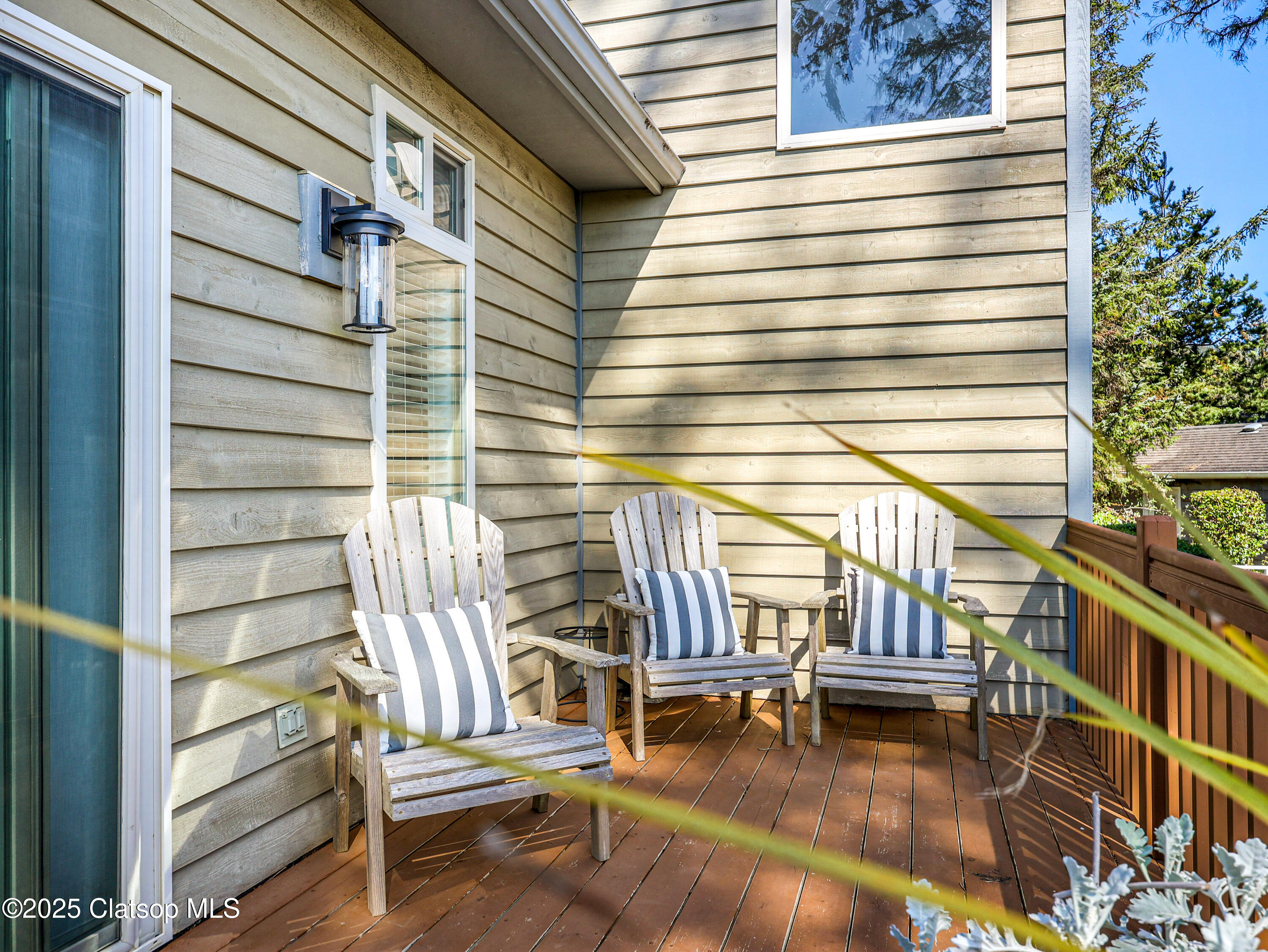 571 Antler Road Property Photo 16