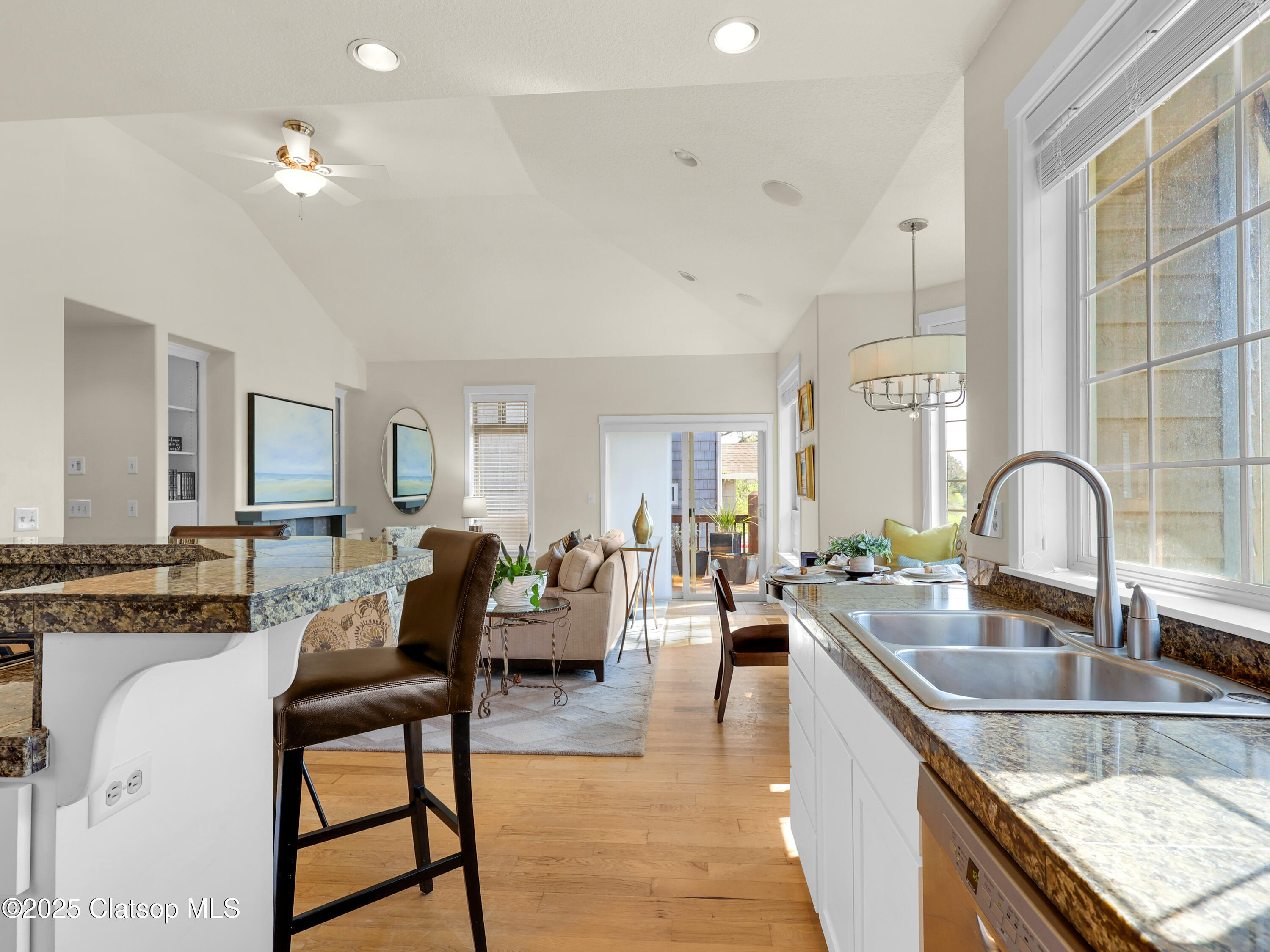 571 Antler Road Property Photo 24