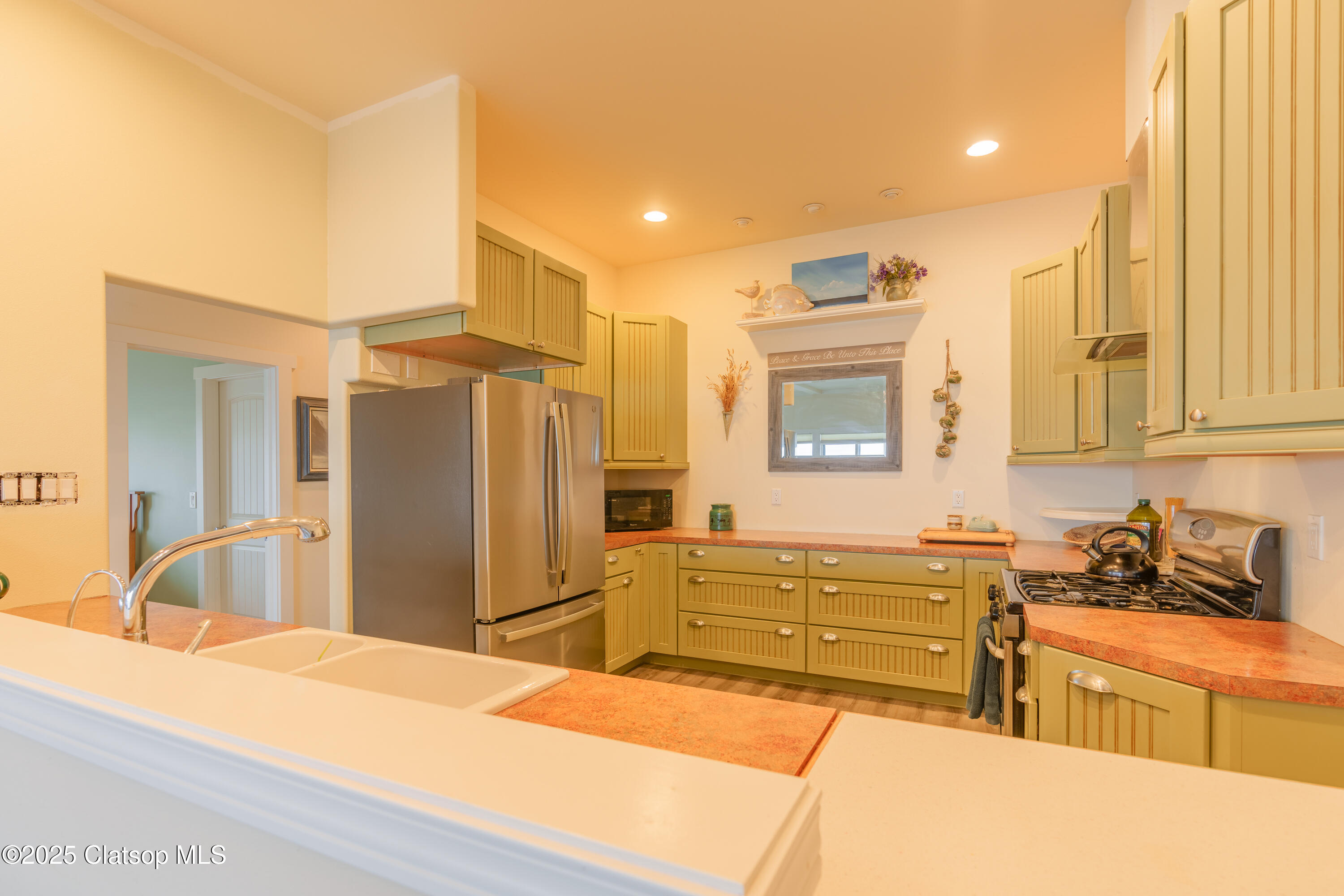 3180 Sunset Boulevard Property Photo 19