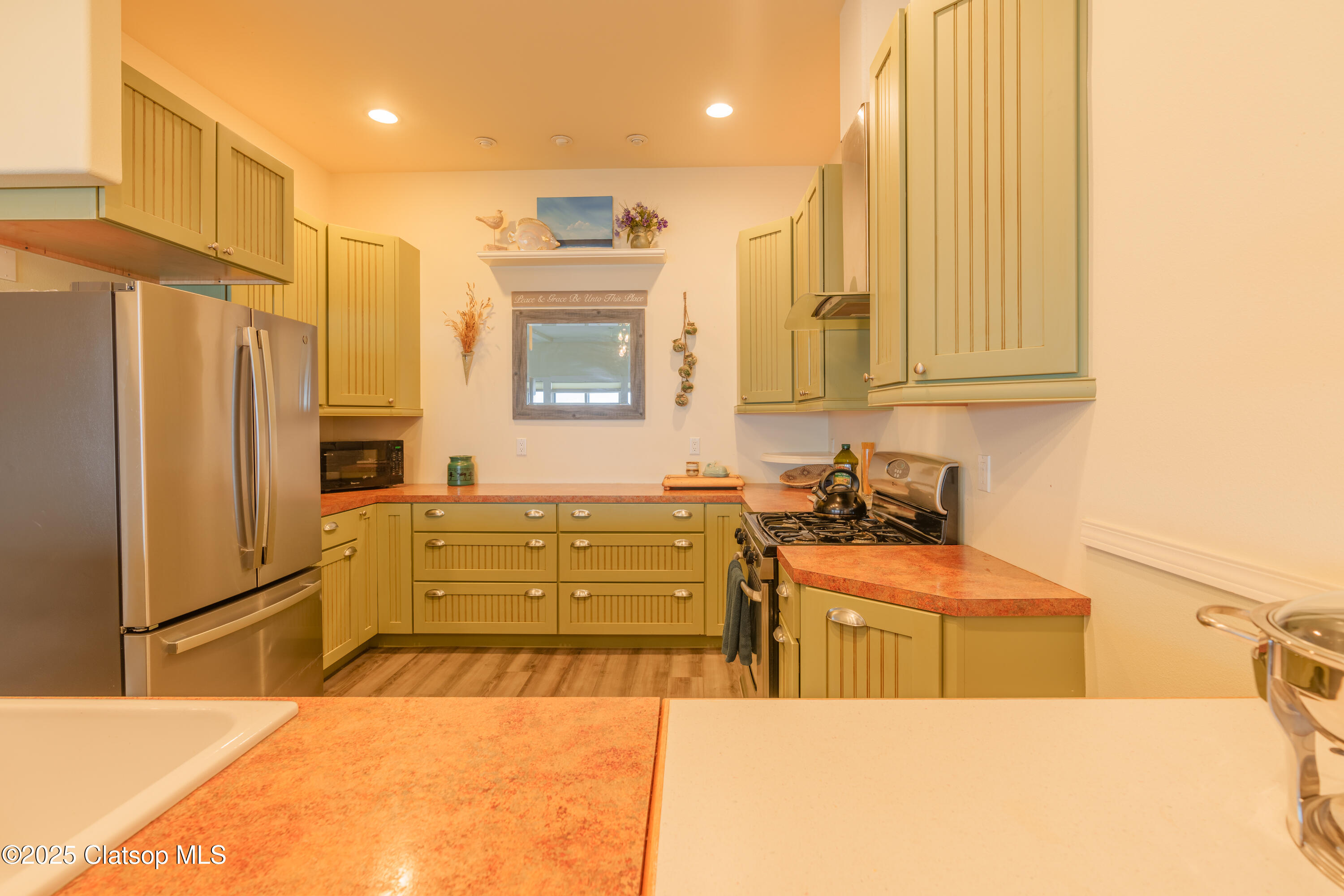 3180 Sunset Boulevard Property Photo 21