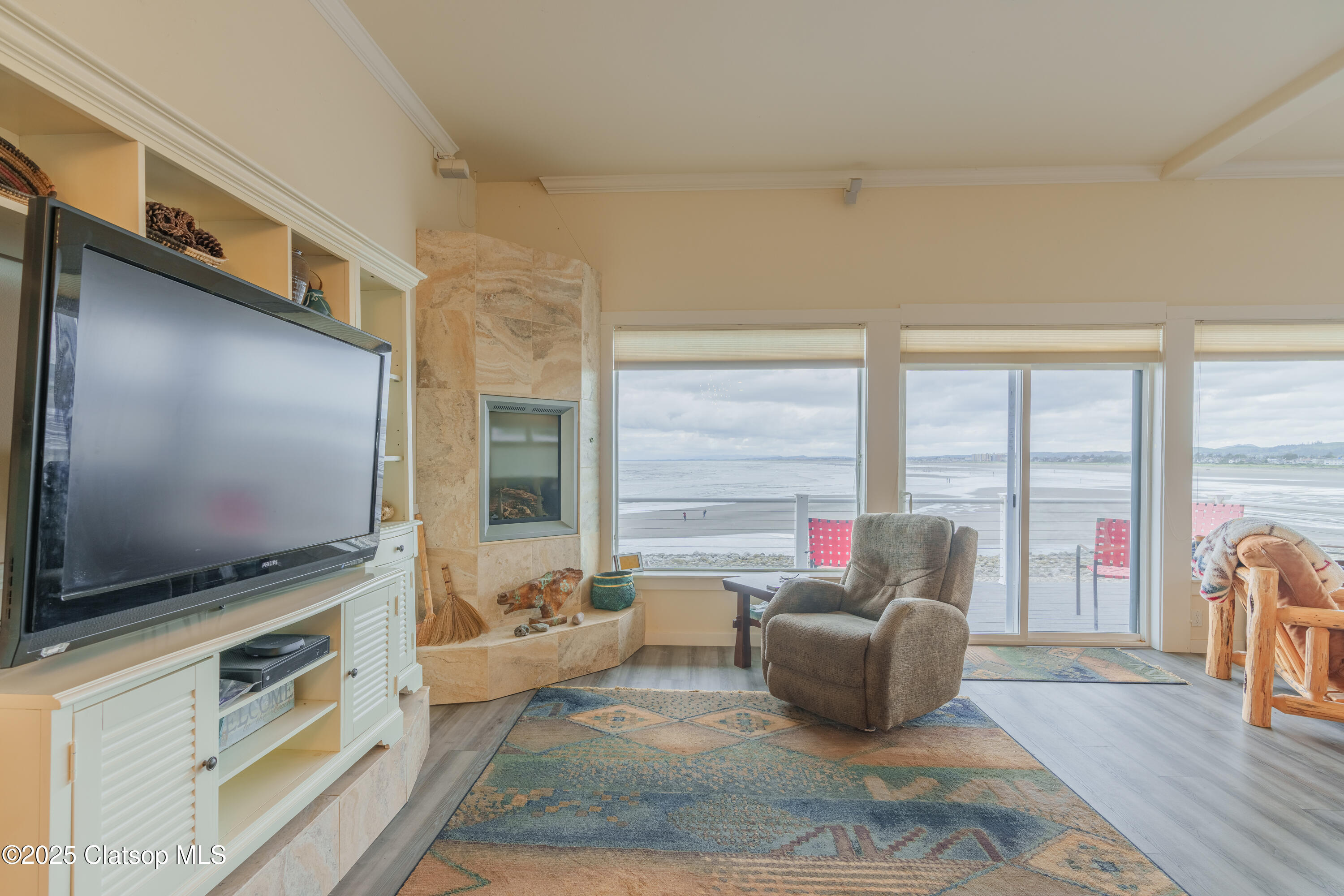 3180 Sunset Boulevard Property Photo 24