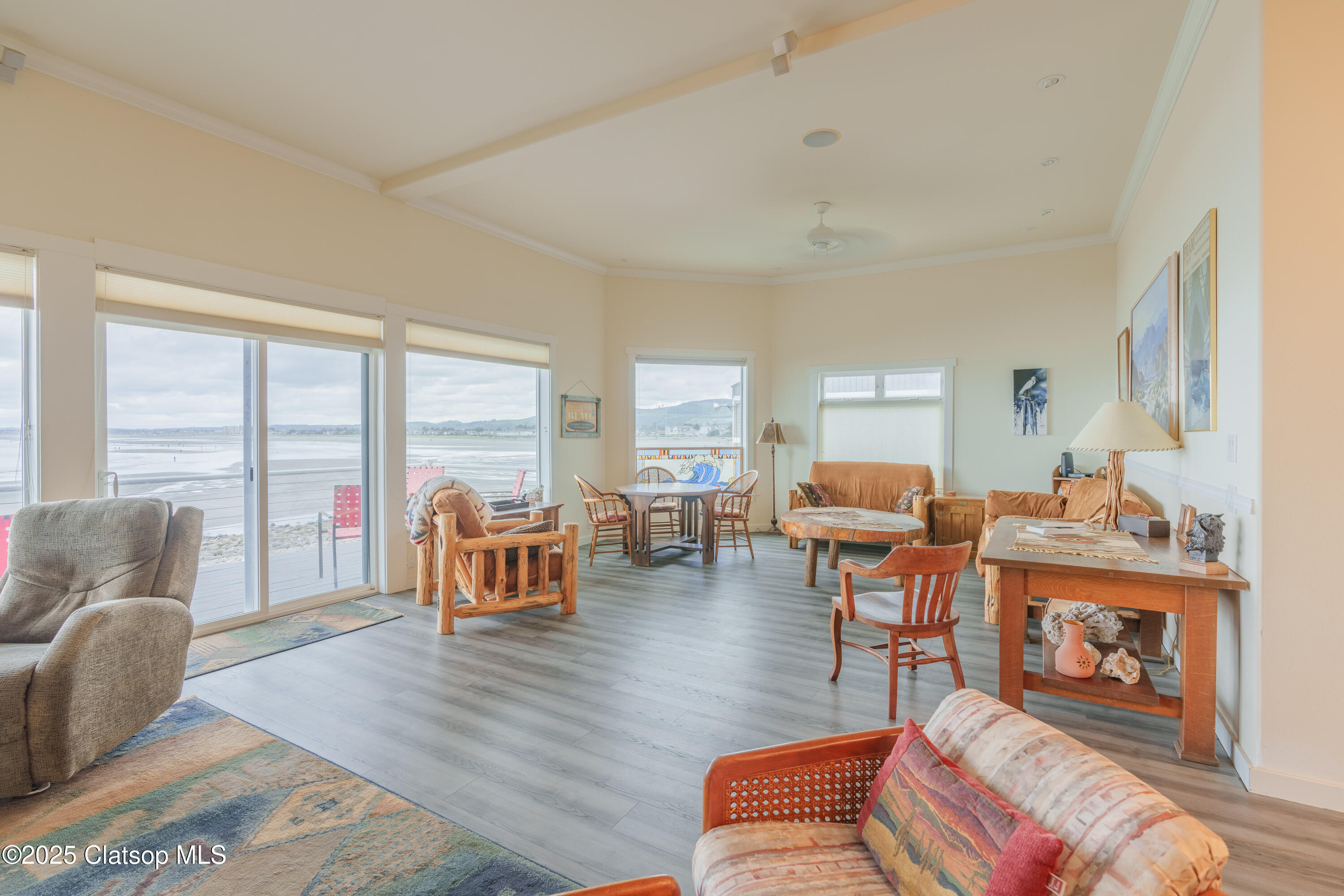 3180 Sunset Boulevard Property Photo 26