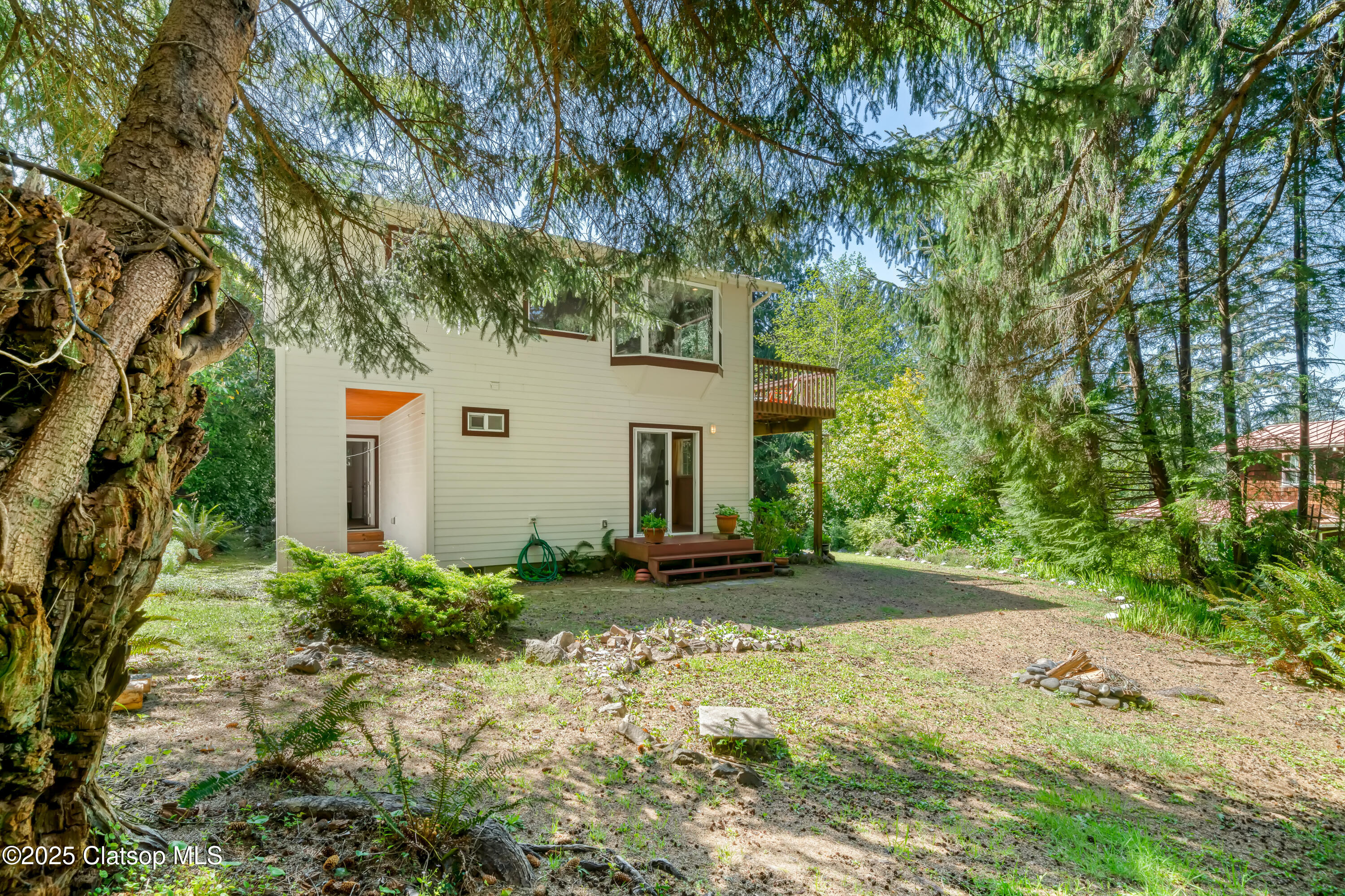 9320 Nehalem Rd Property Photo 24