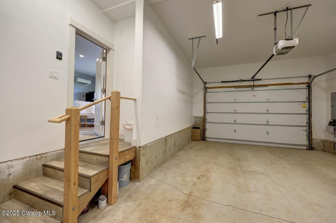 302 S Quadrant Street Property Photo 35