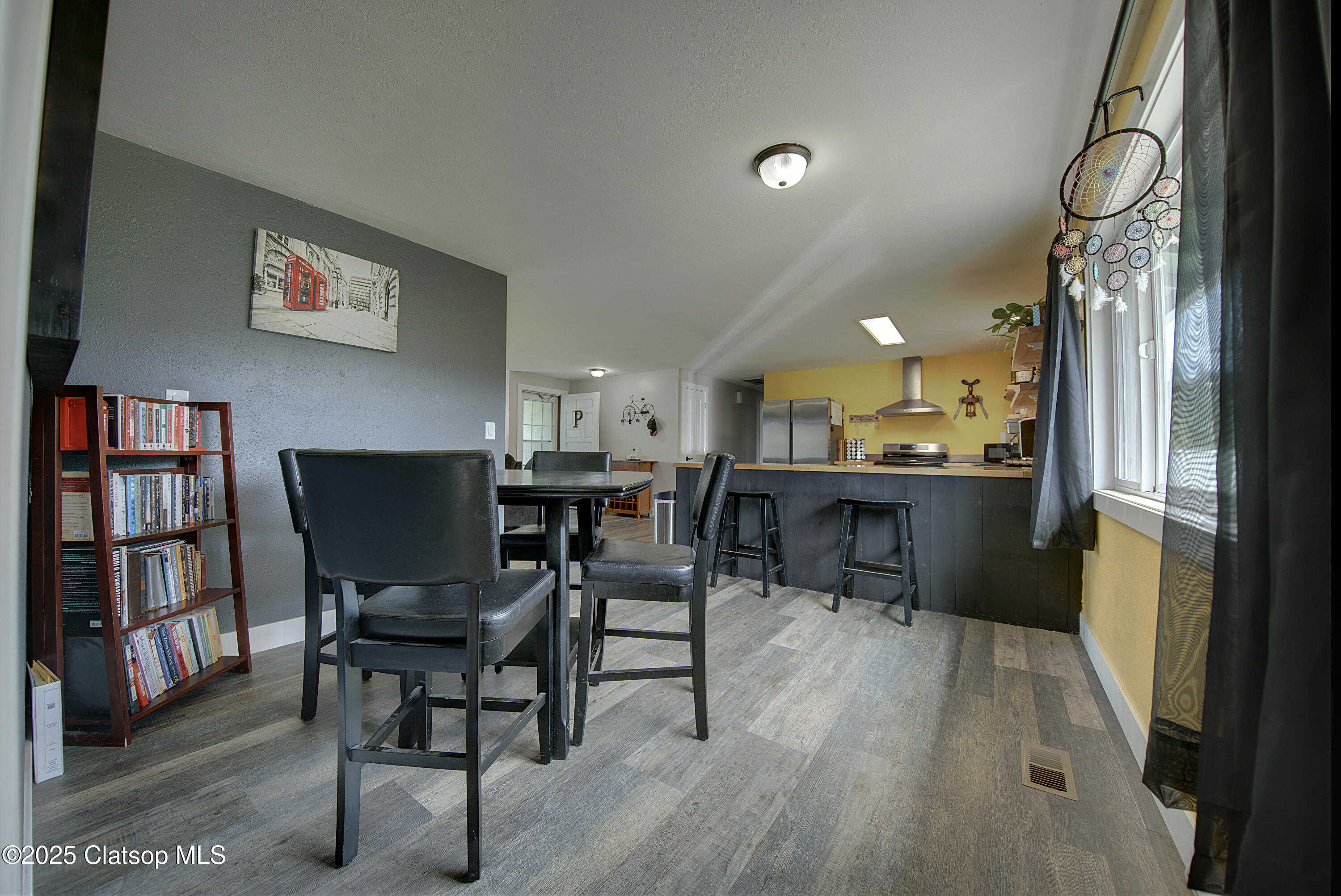 92700 Holly Road Property Photo 14
