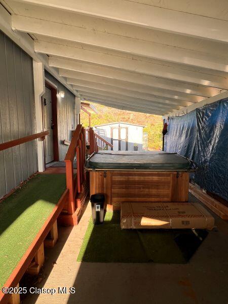 481 Hillside Loop Property Photo 8