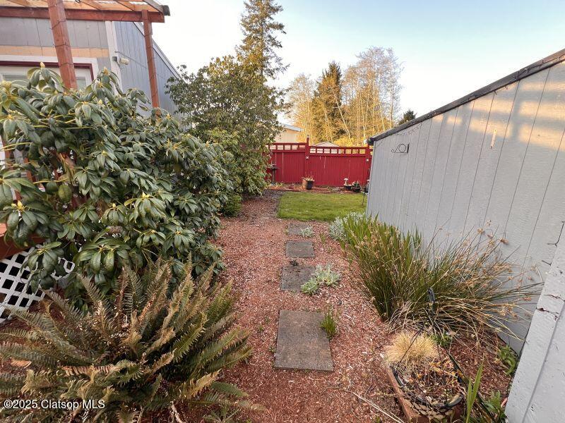 481 Hillside Loop Property Photo 15