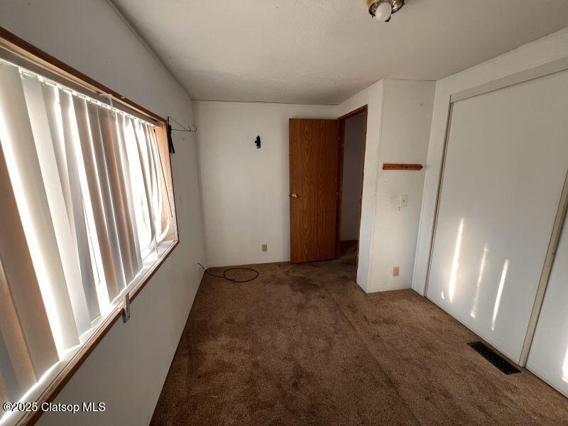 481 Hillside Loop Property Photo 38