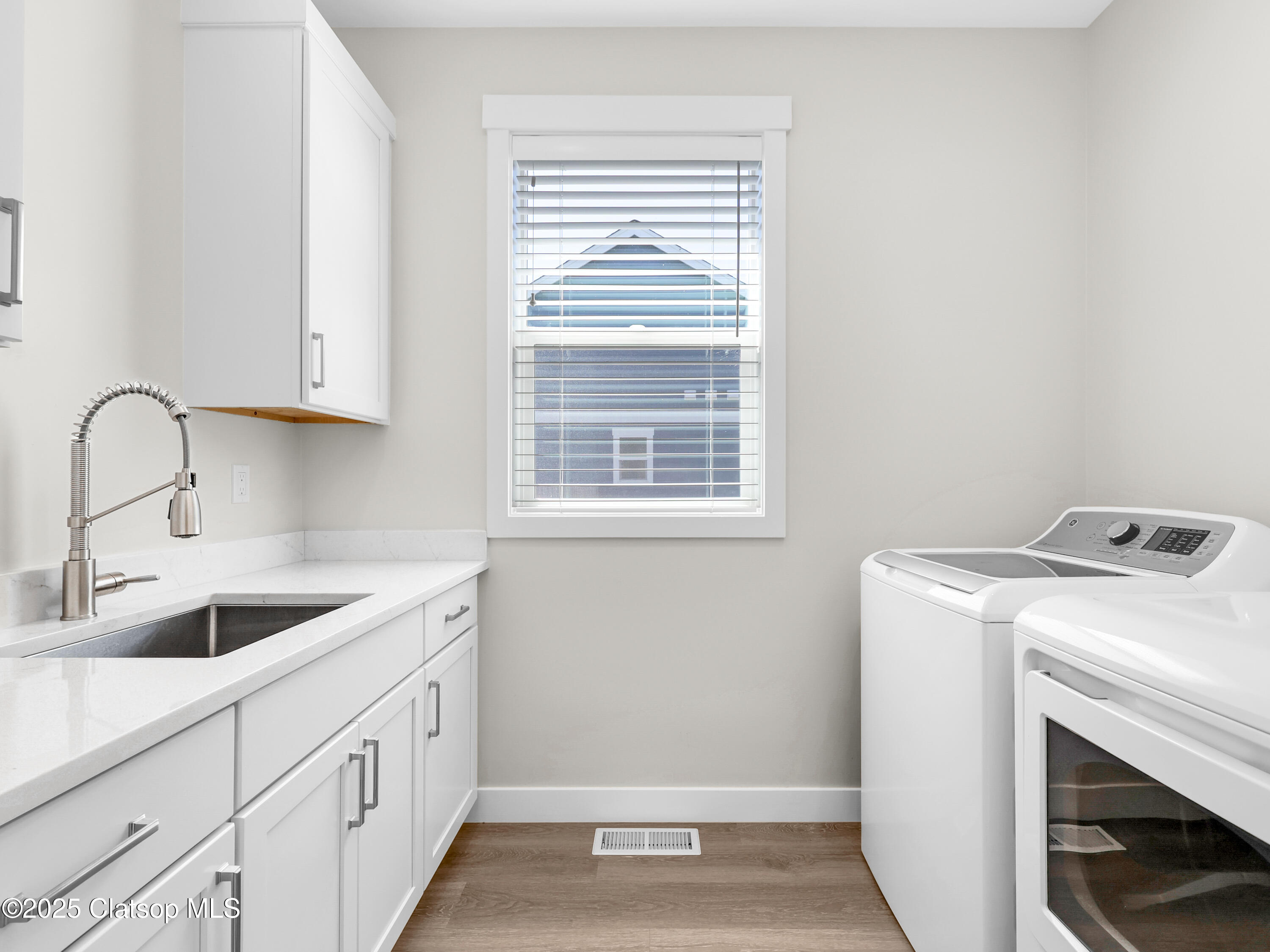35680 Bella Ridge Loop Property Photo 9