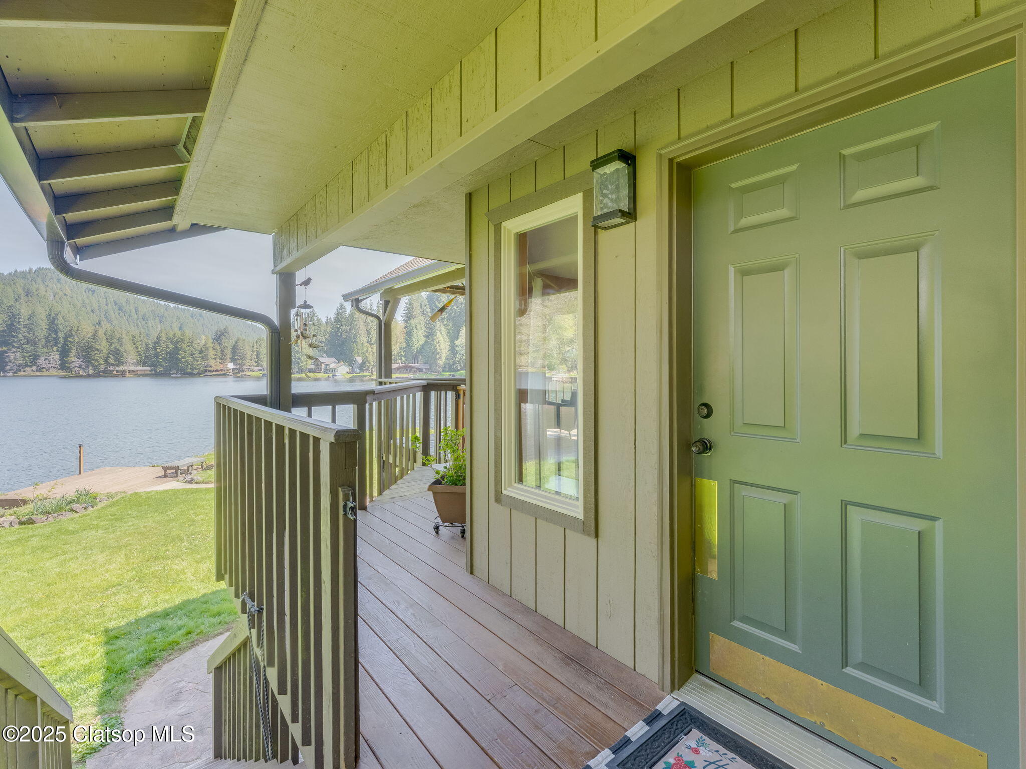 71472 Northshore Drive Property Photo 6