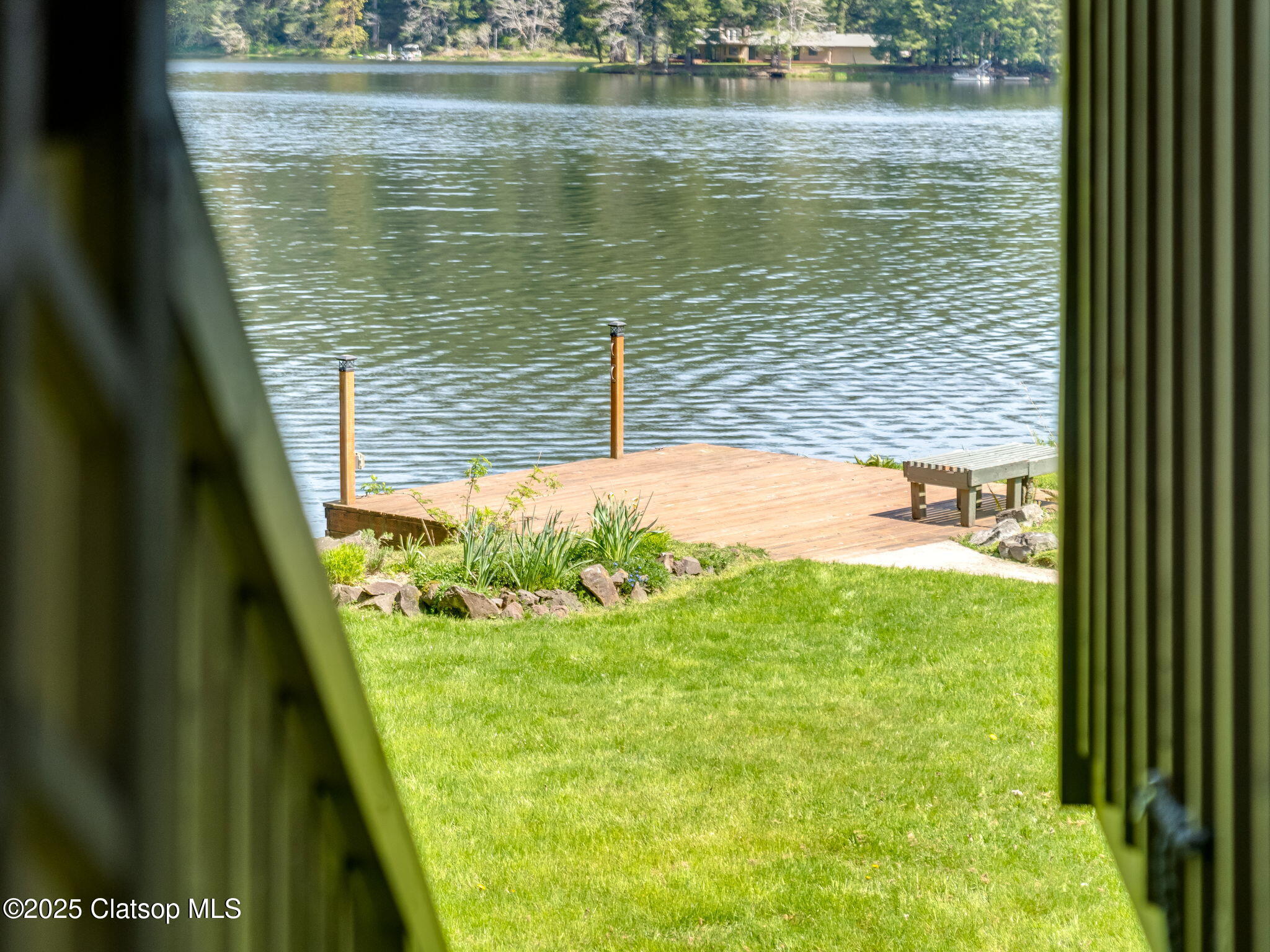 71472 Northshore Drive Property Photo 9
