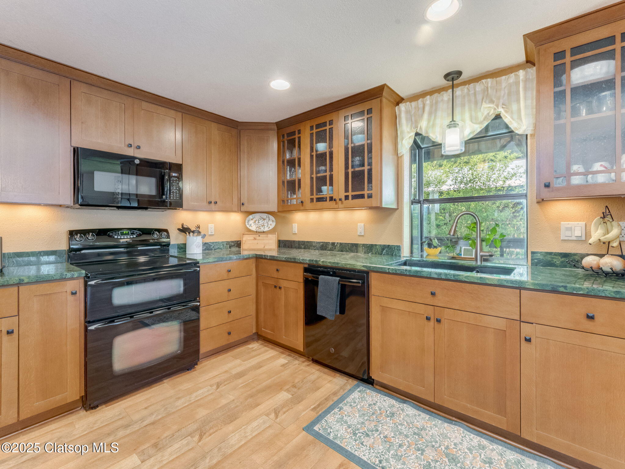 71472 Northshore Drive Property Photo 16