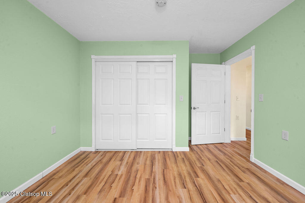 681 Sw Birch Avenue Property Photo 13