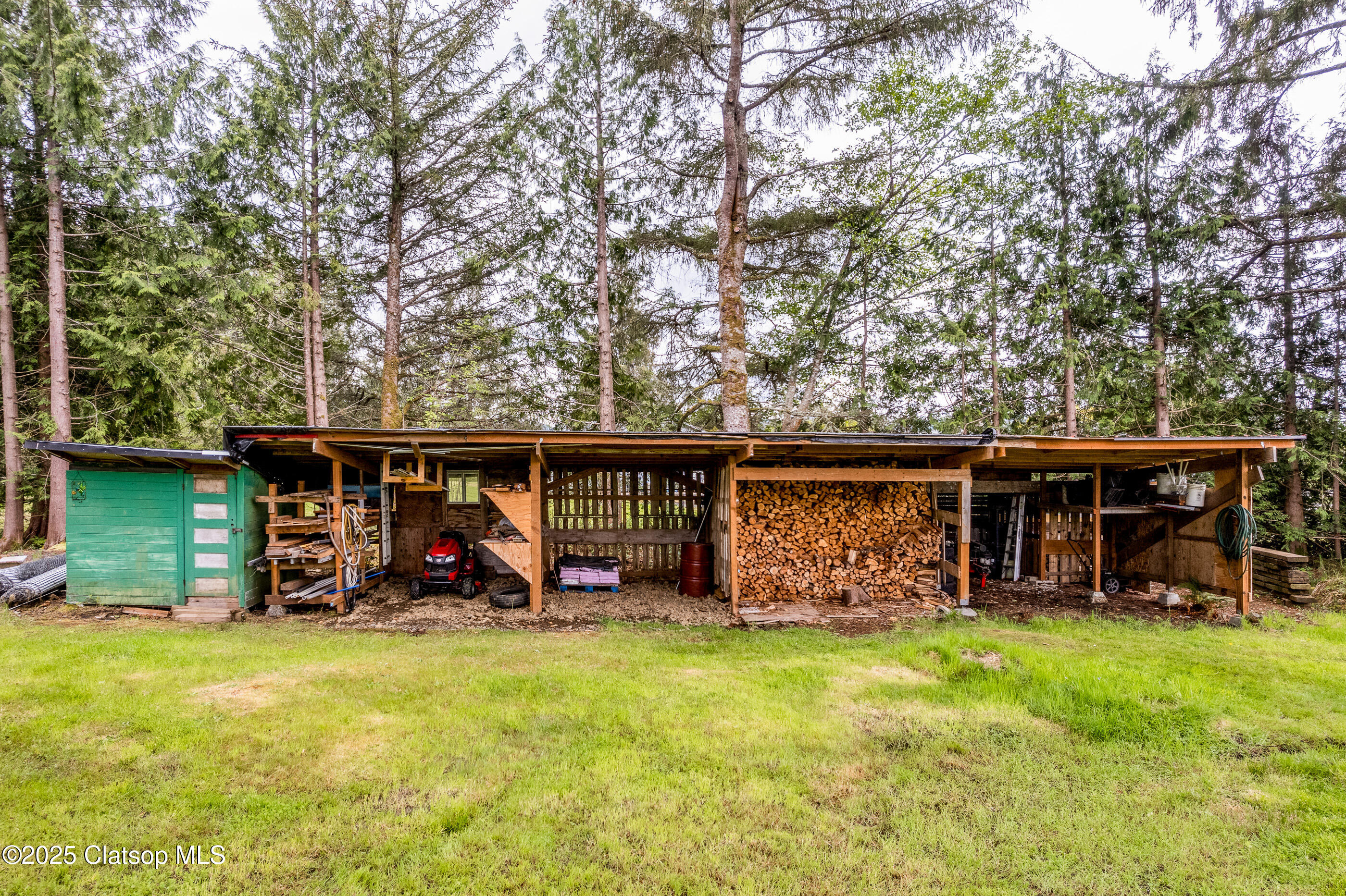 90605 Hwy 202 Property Photo 30