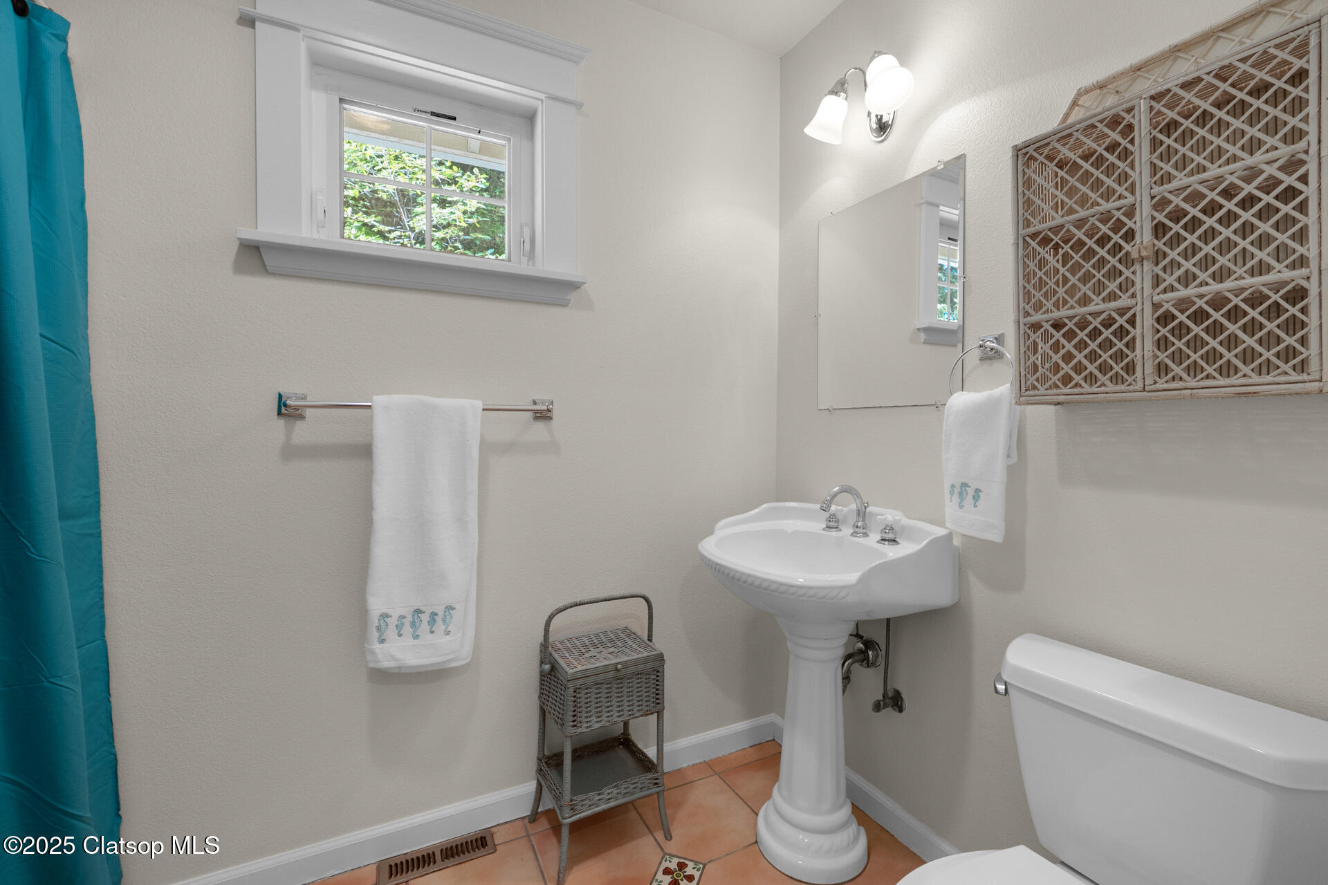 9330 Dewolf Road Property Photo 19