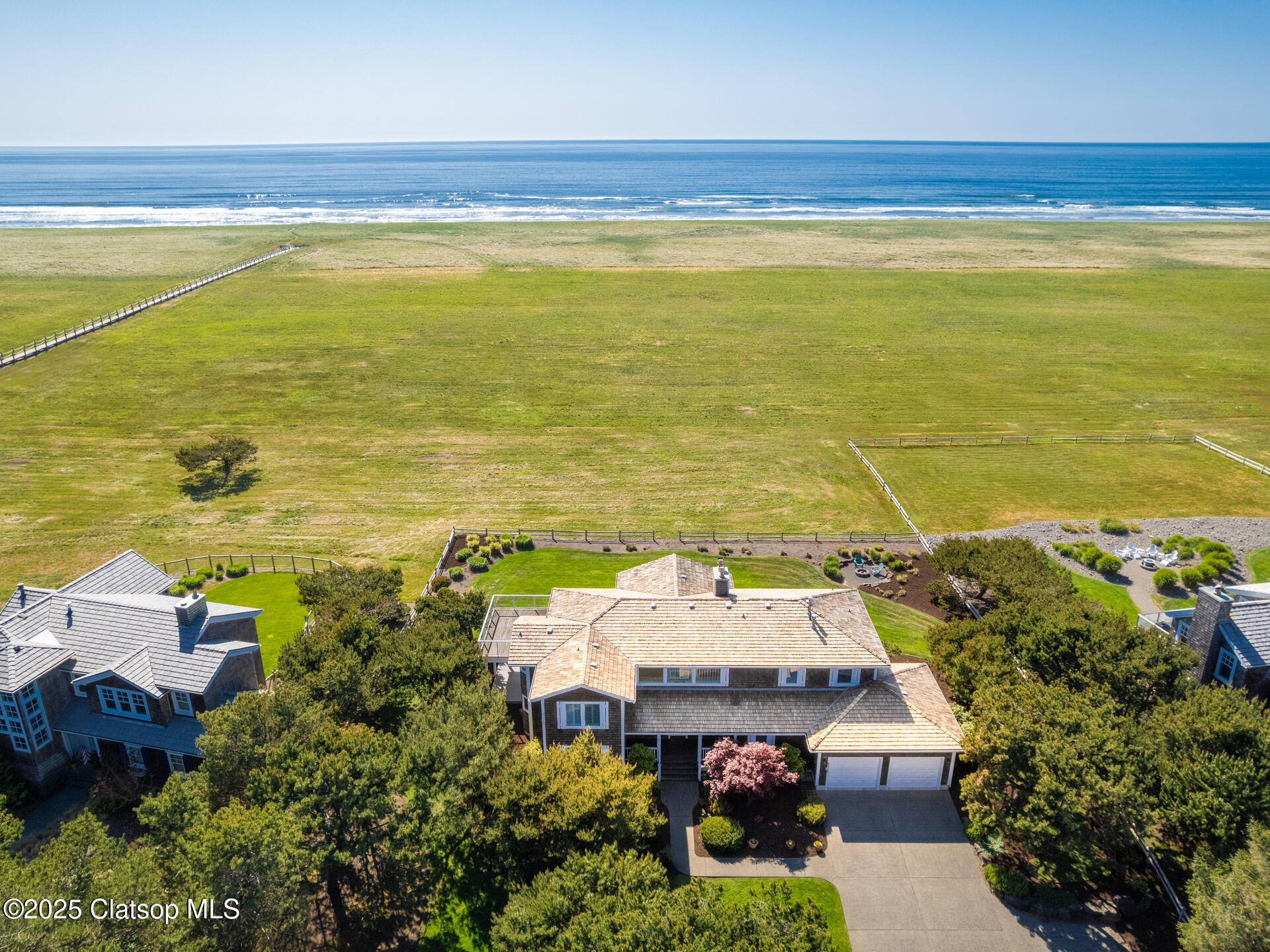 89185 Pinehurst Road Property Photo 1