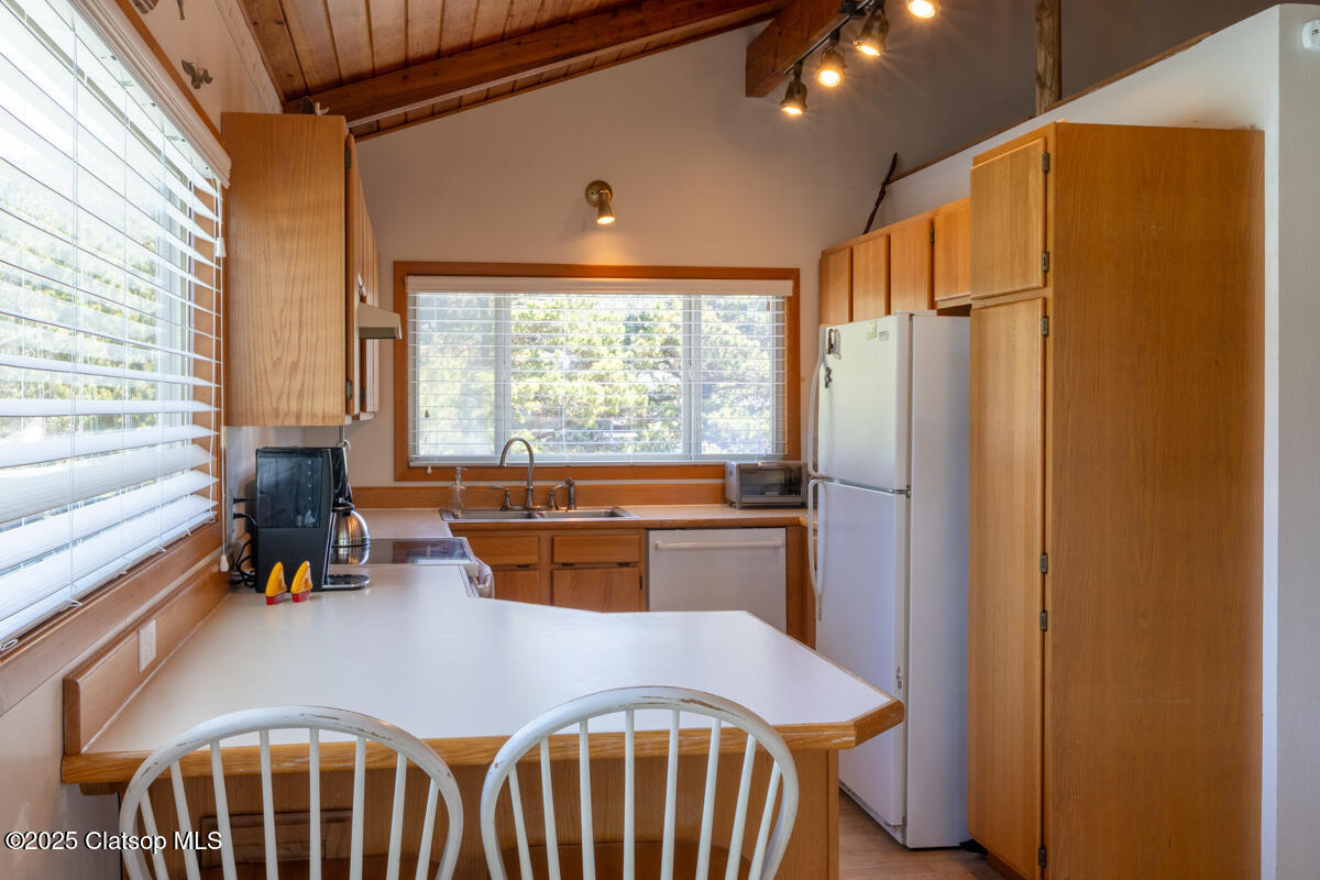 26750 David Avenue Property Photo 11